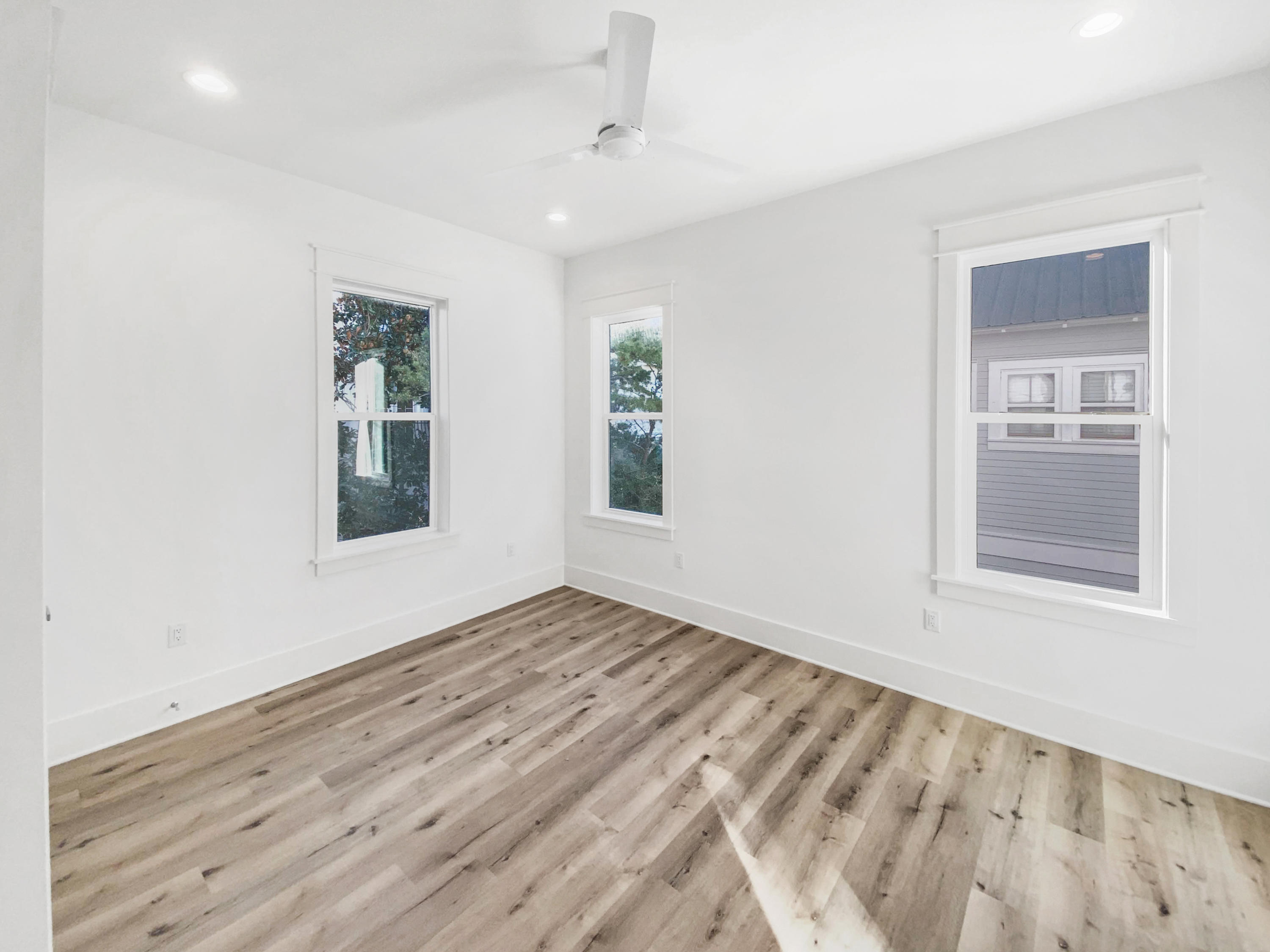 MAGNOLIA DUNE - Residential