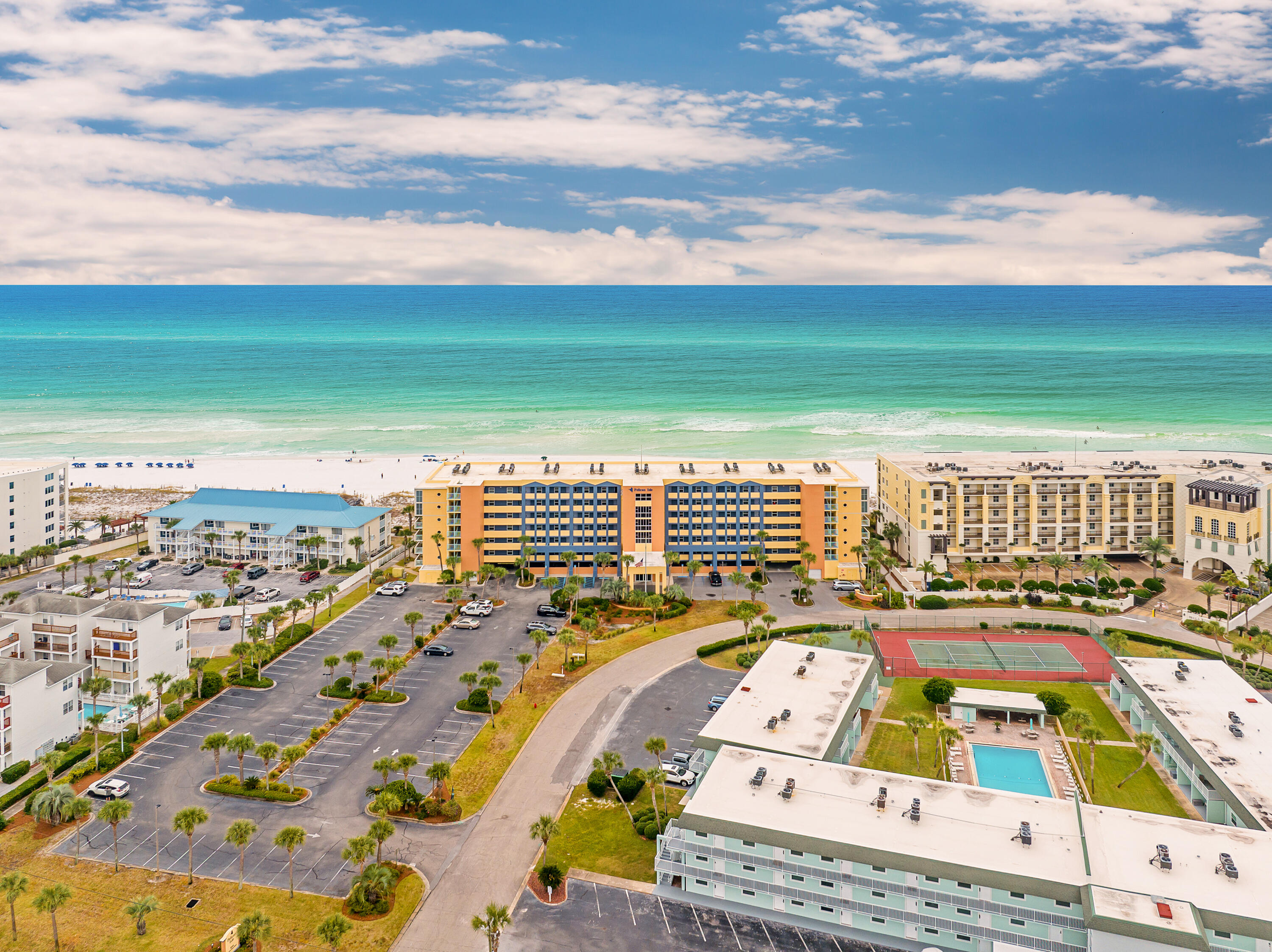 PELICAN ISLE - Residential