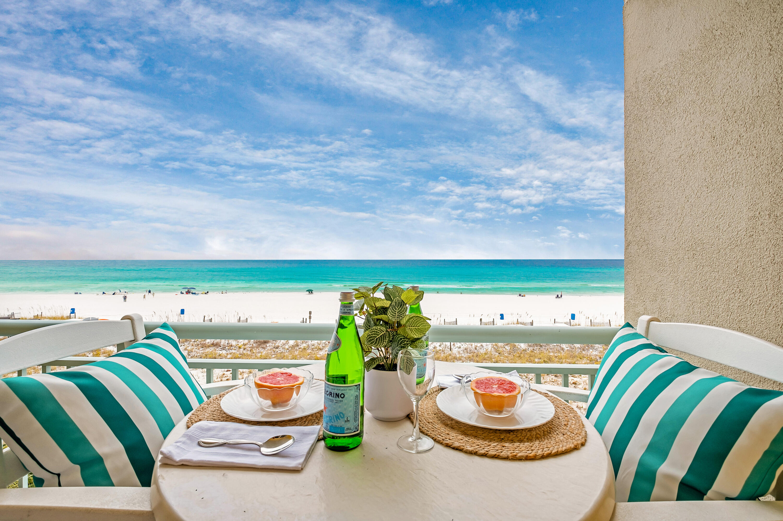 PELICAN ISLE - Residential