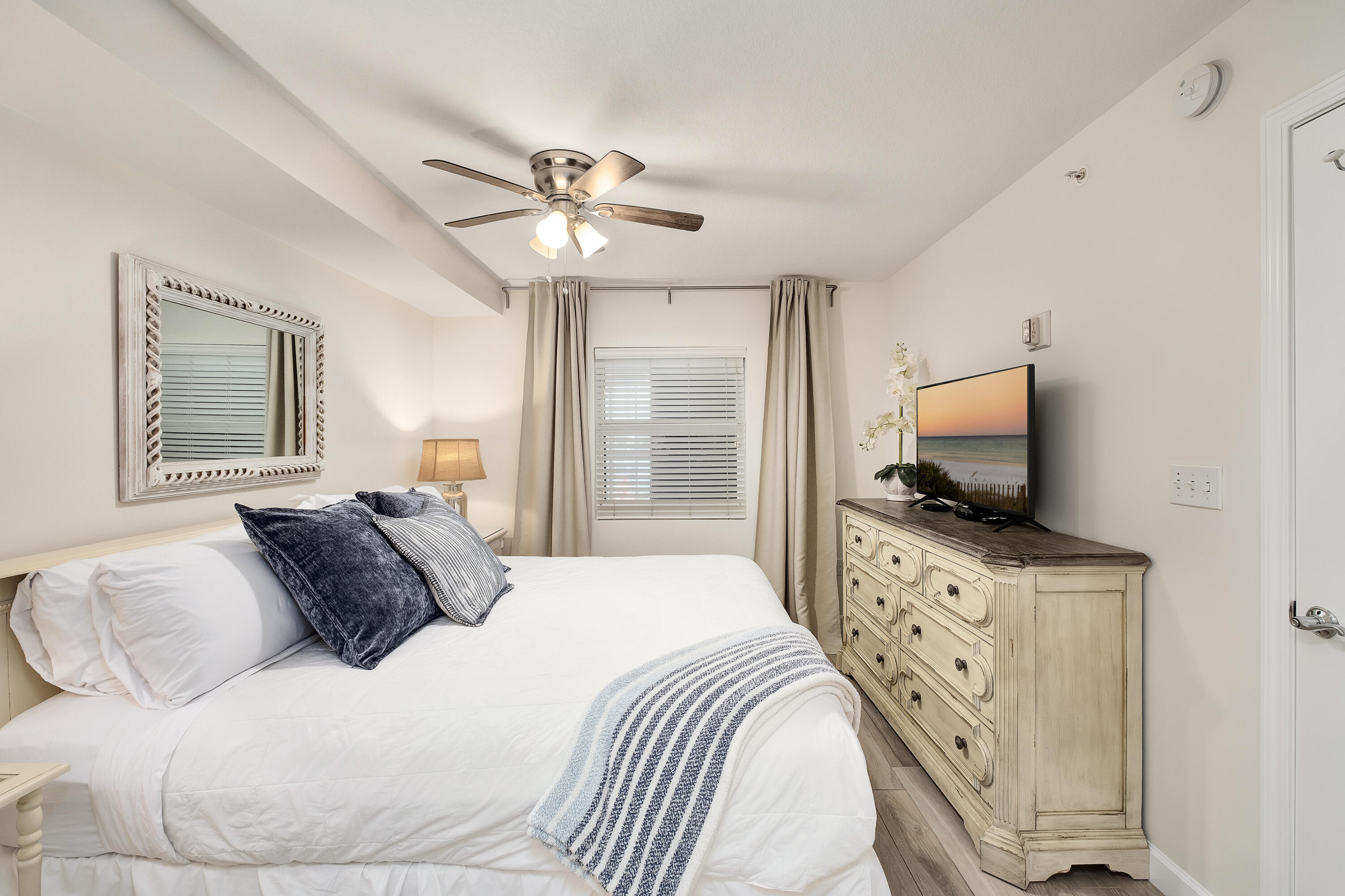 PELICAN ISLE - Residential