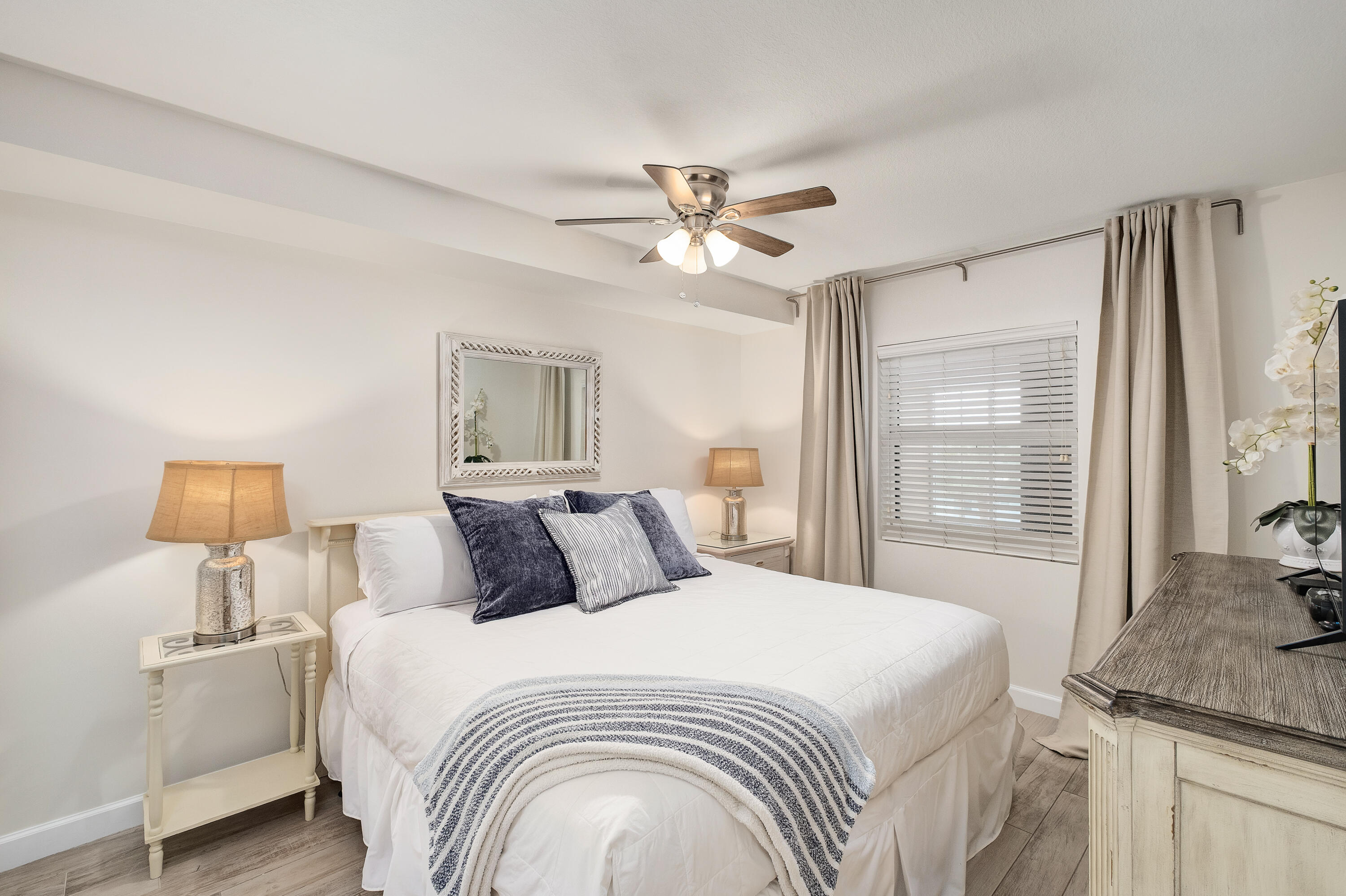 PELICAN ISLE - Residential