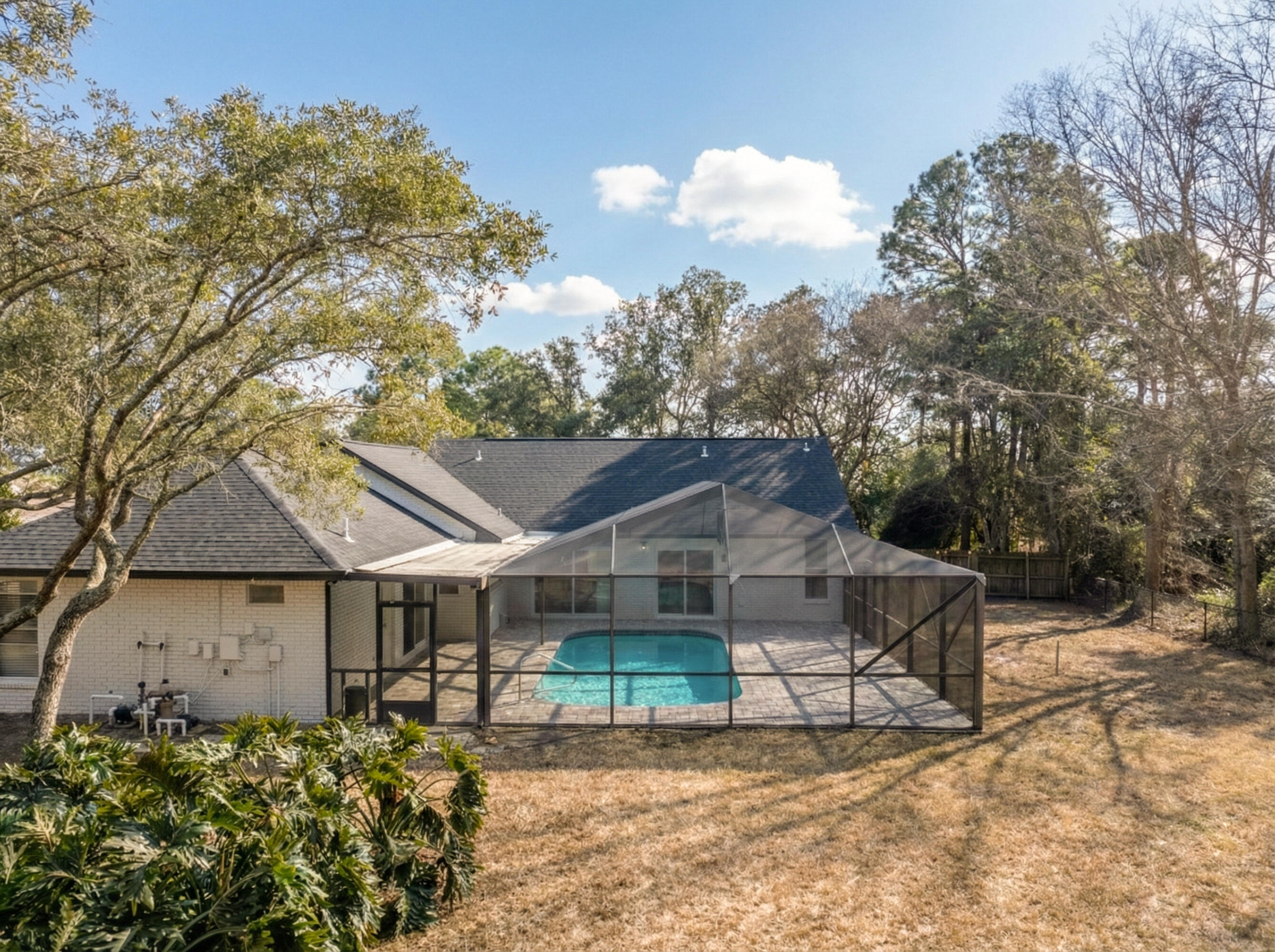 SOUND RETREAT - Residential