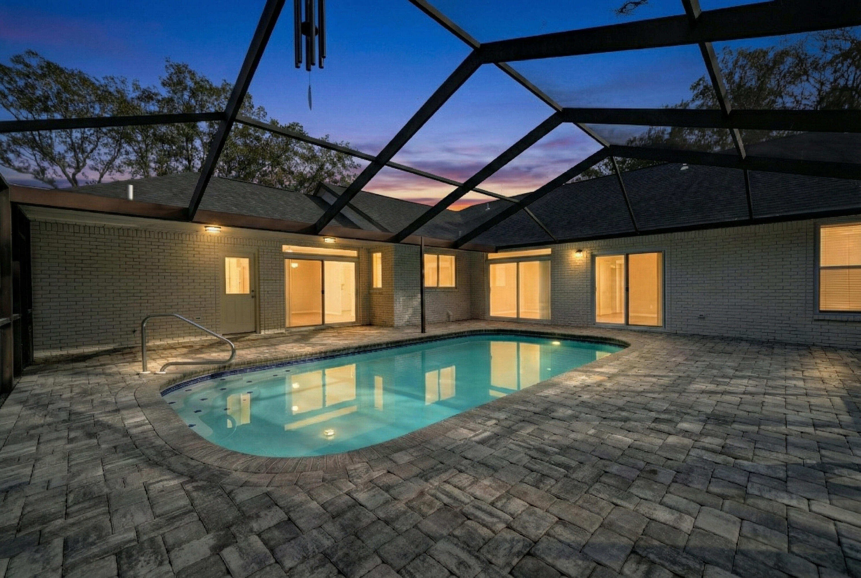 SOUND RETREAT - Residential