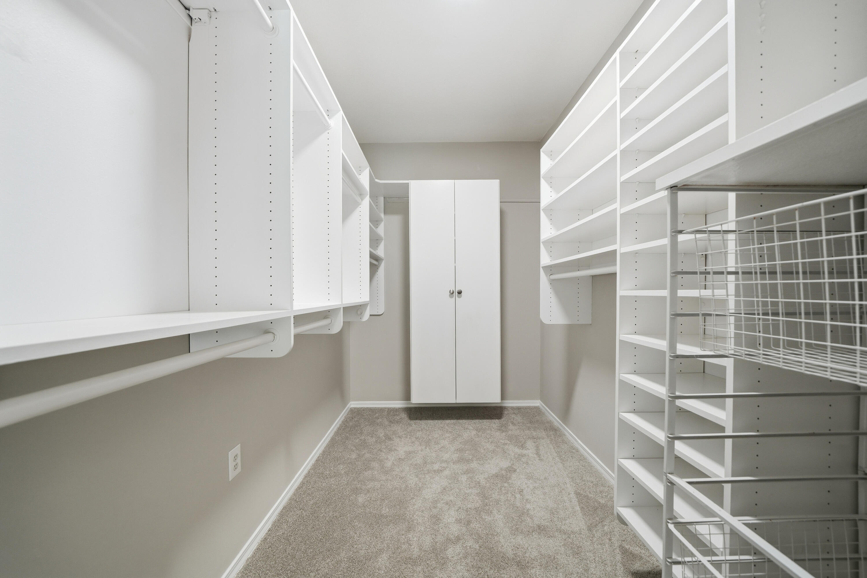 SOUND RETREAT - Residential