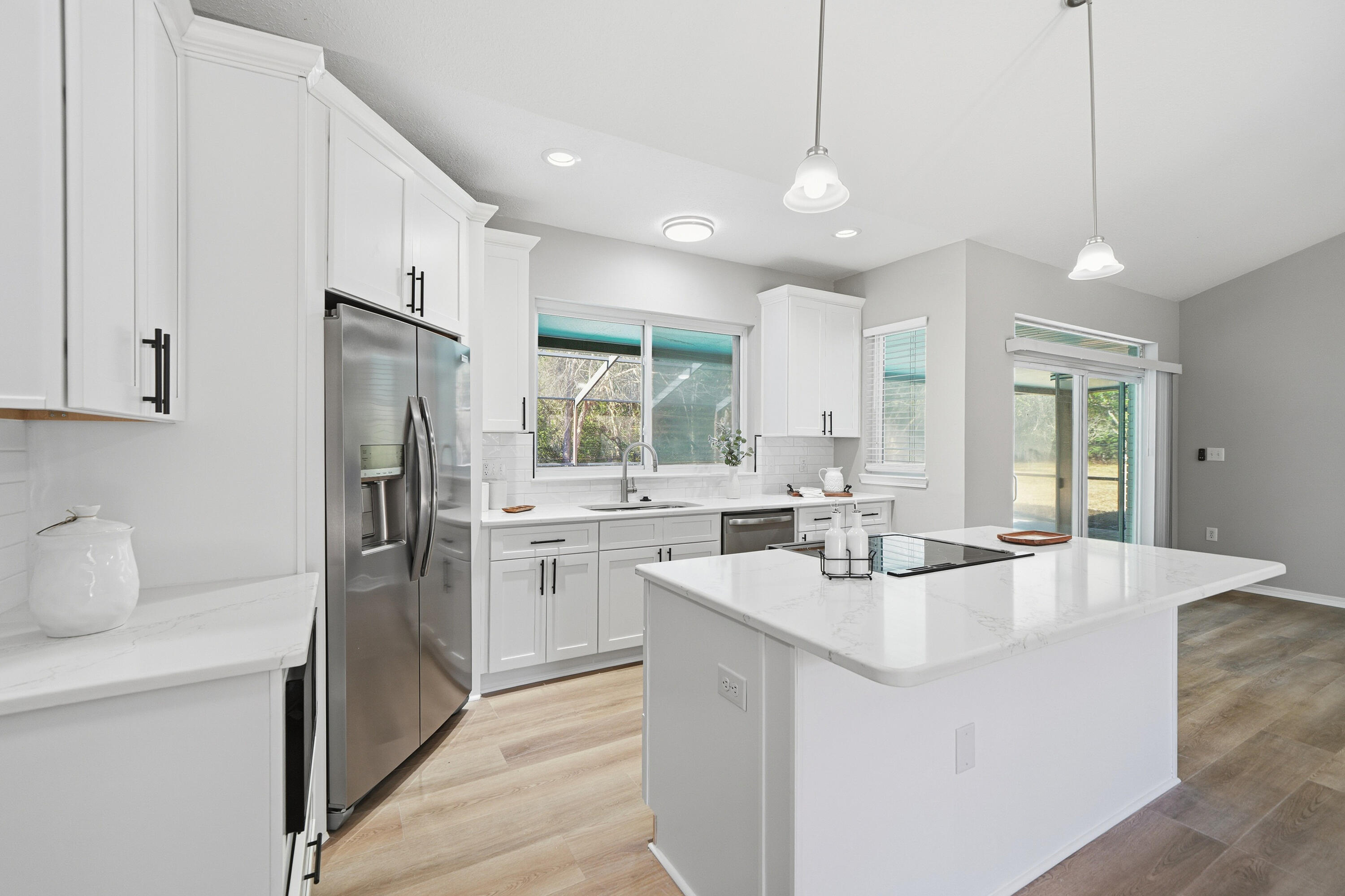 SOUND RETREAT - Residential