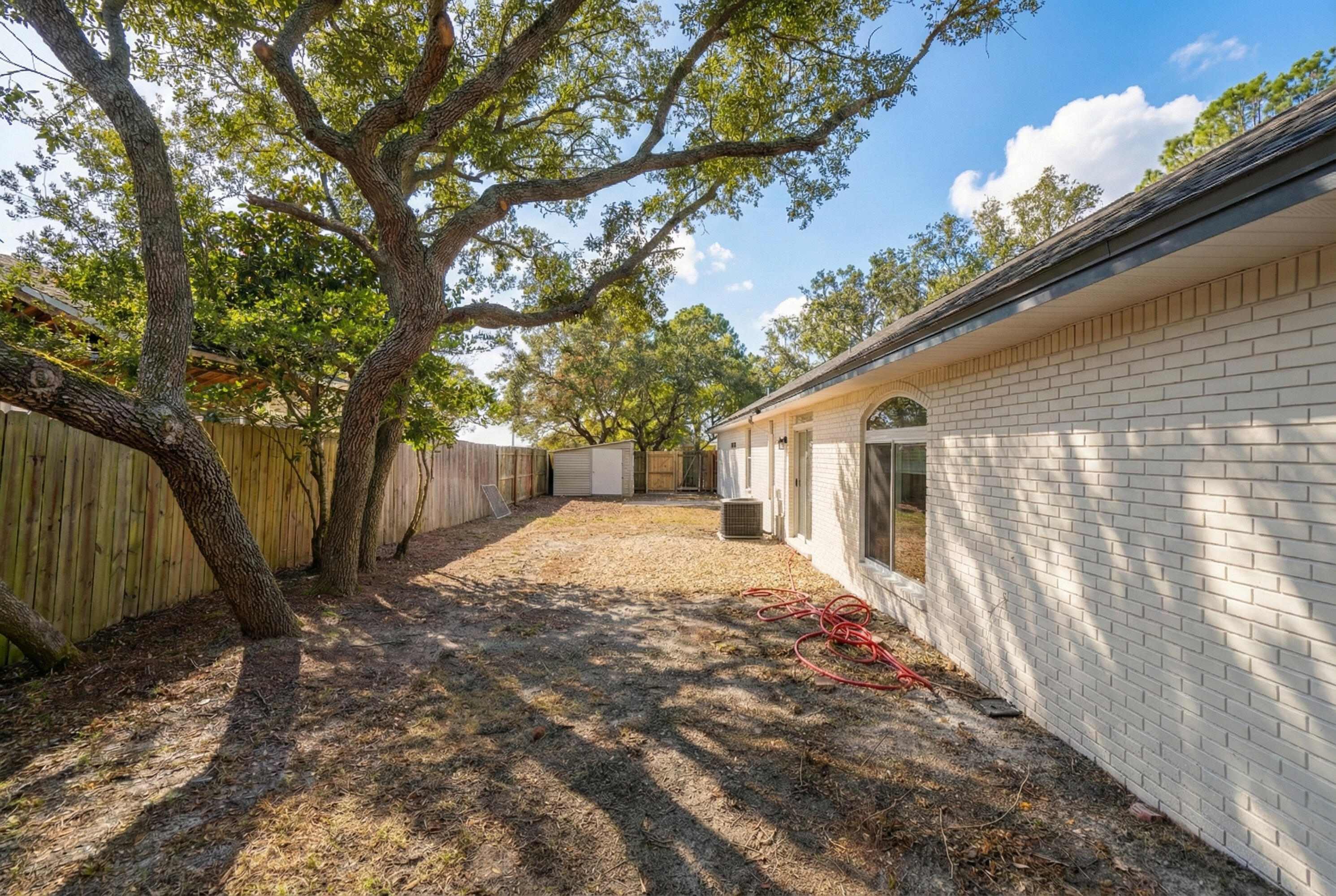 SOUND RETREAT - Residential