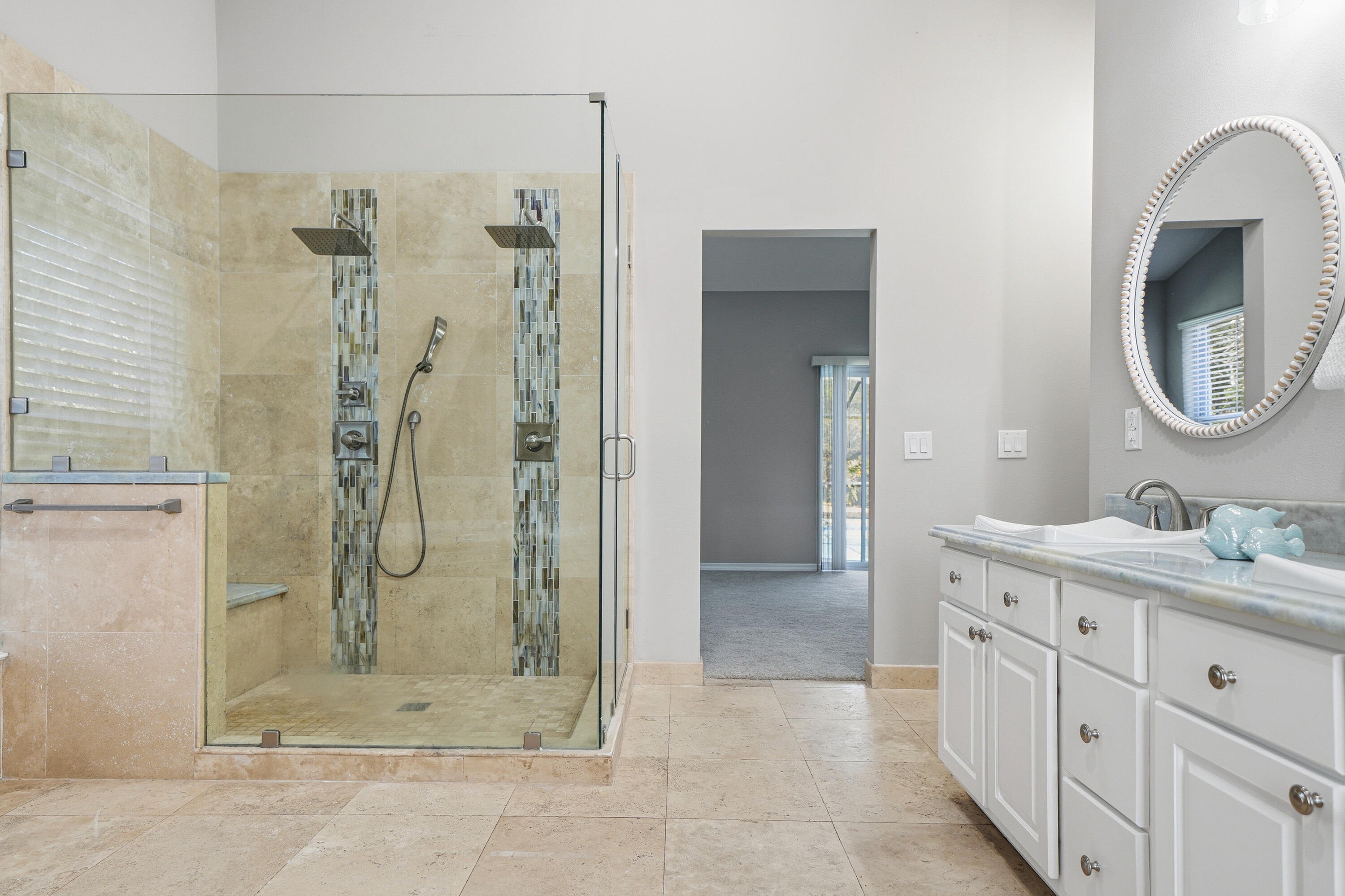 SOUND RETREAT - Residential