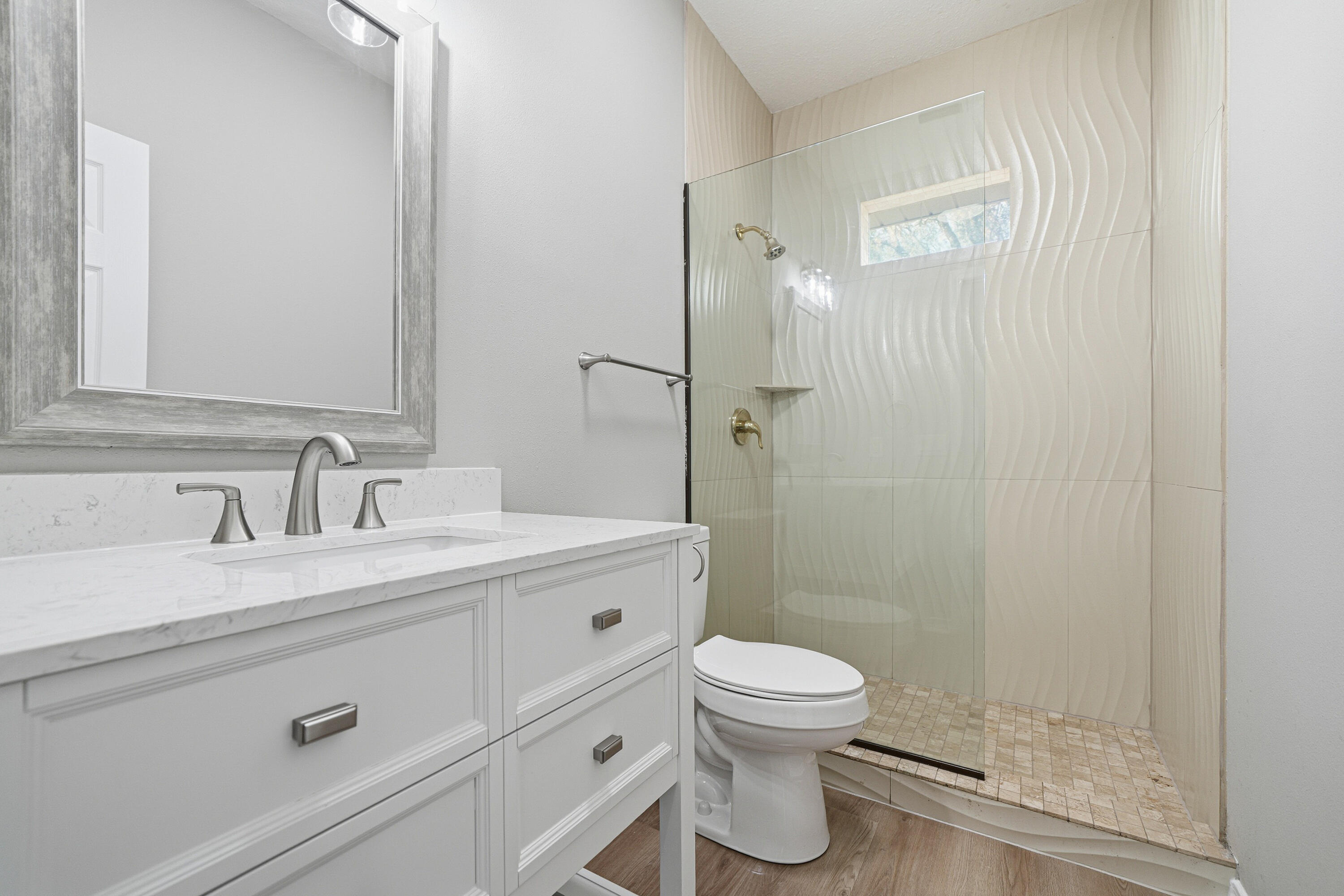 SOUND RETREAT - Residential