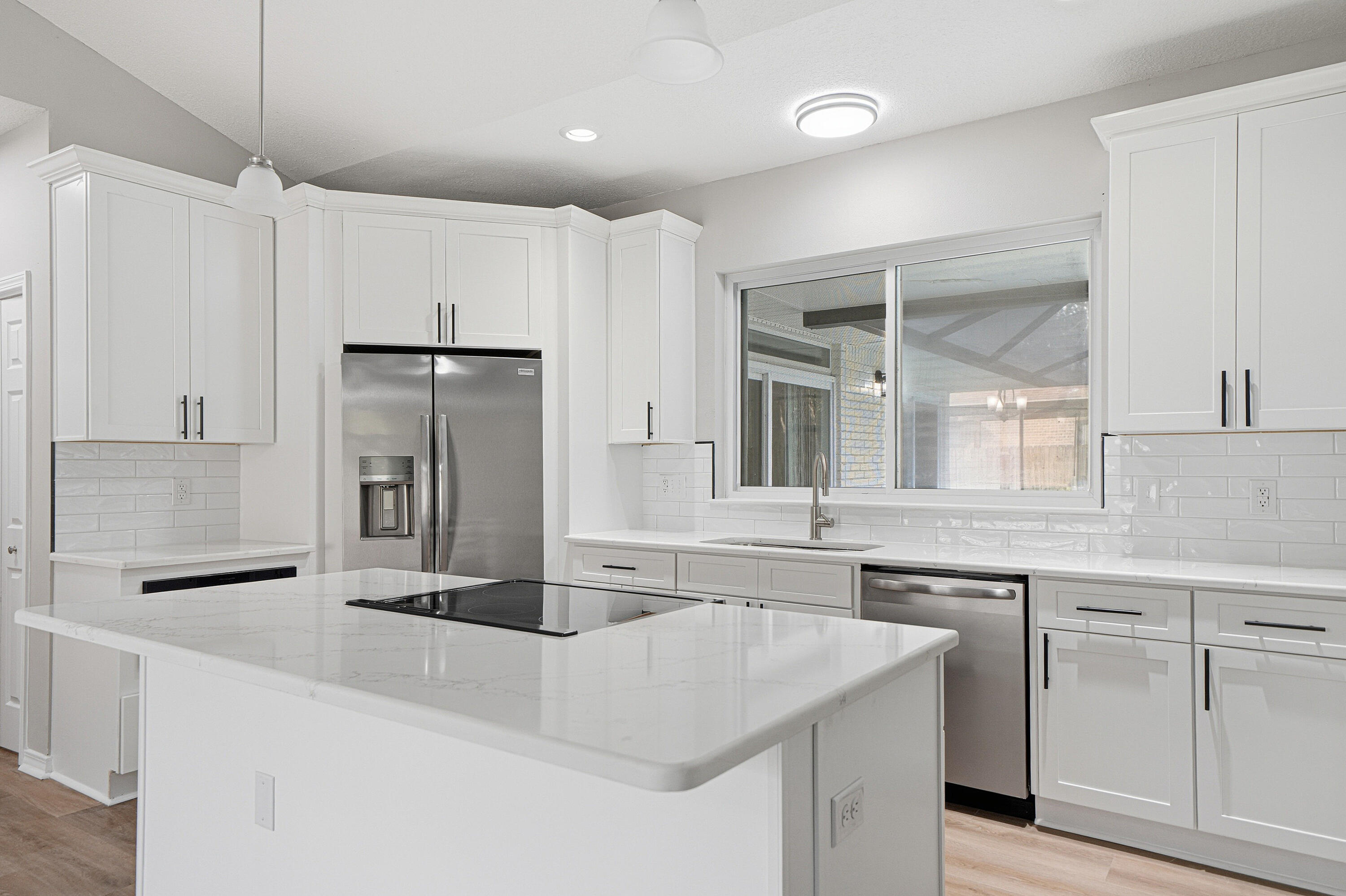 SOUND RETREAT - Residential