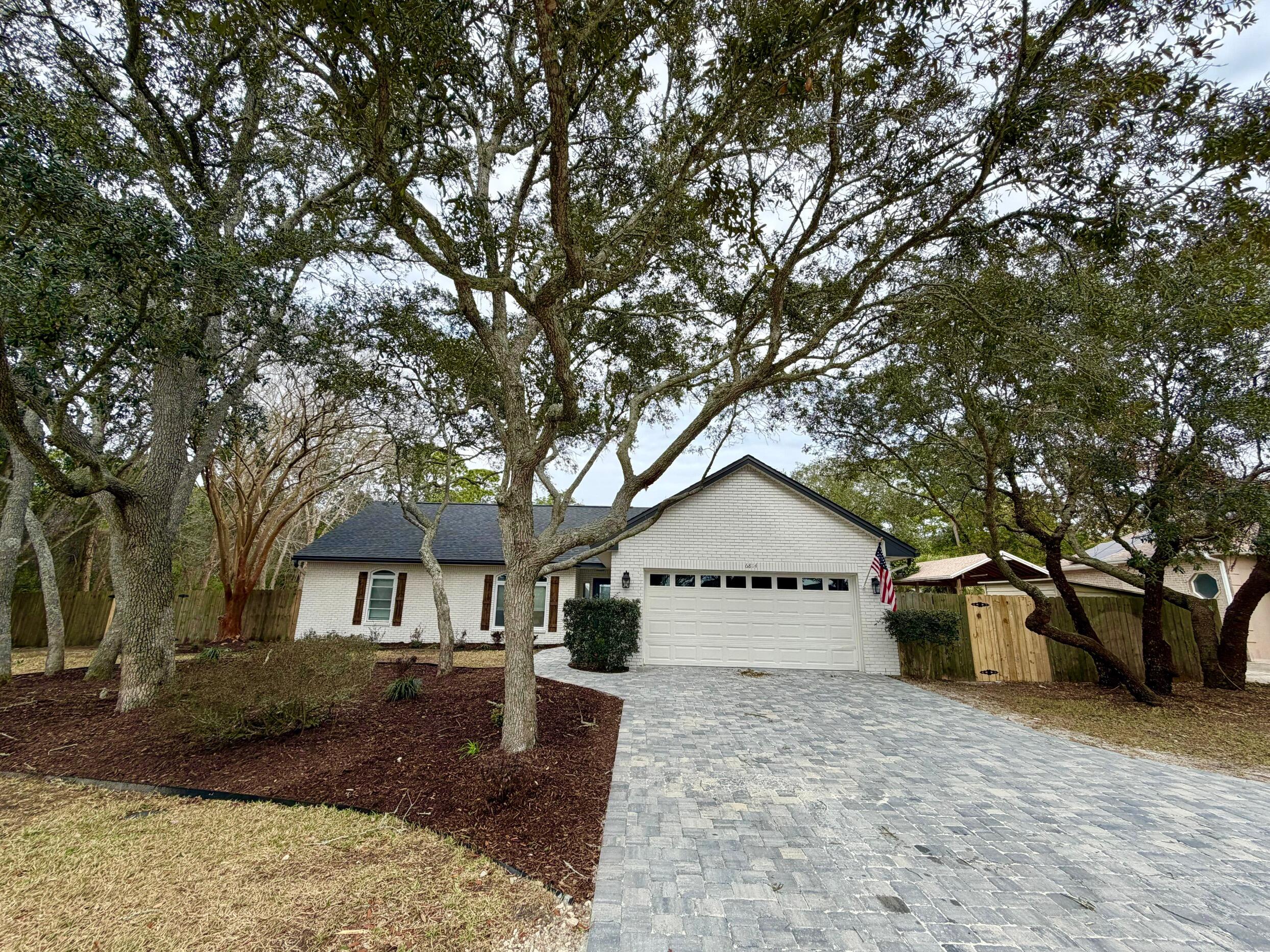 SOUND RETREAT - Residential