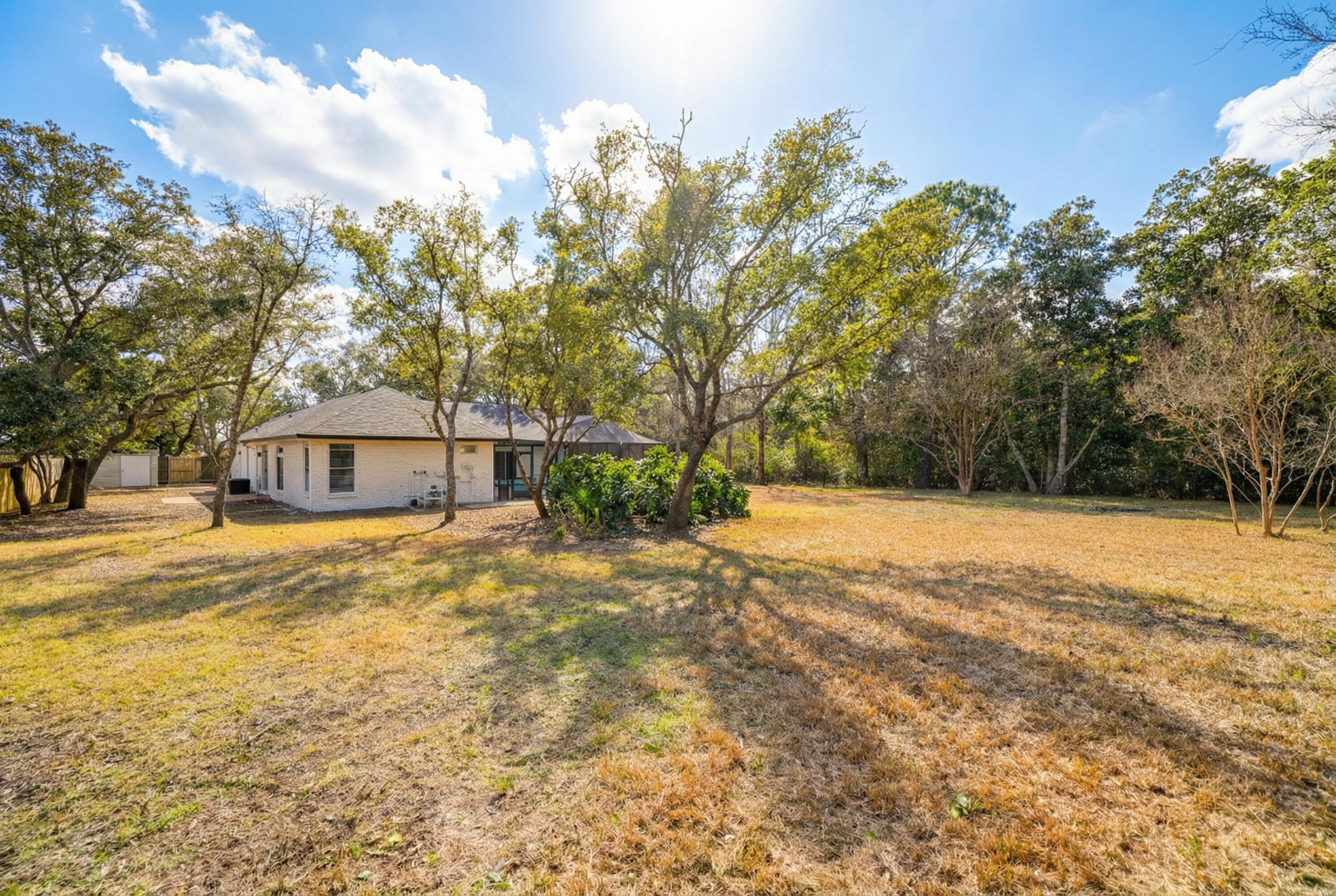 SOUND RETREAT - Residential