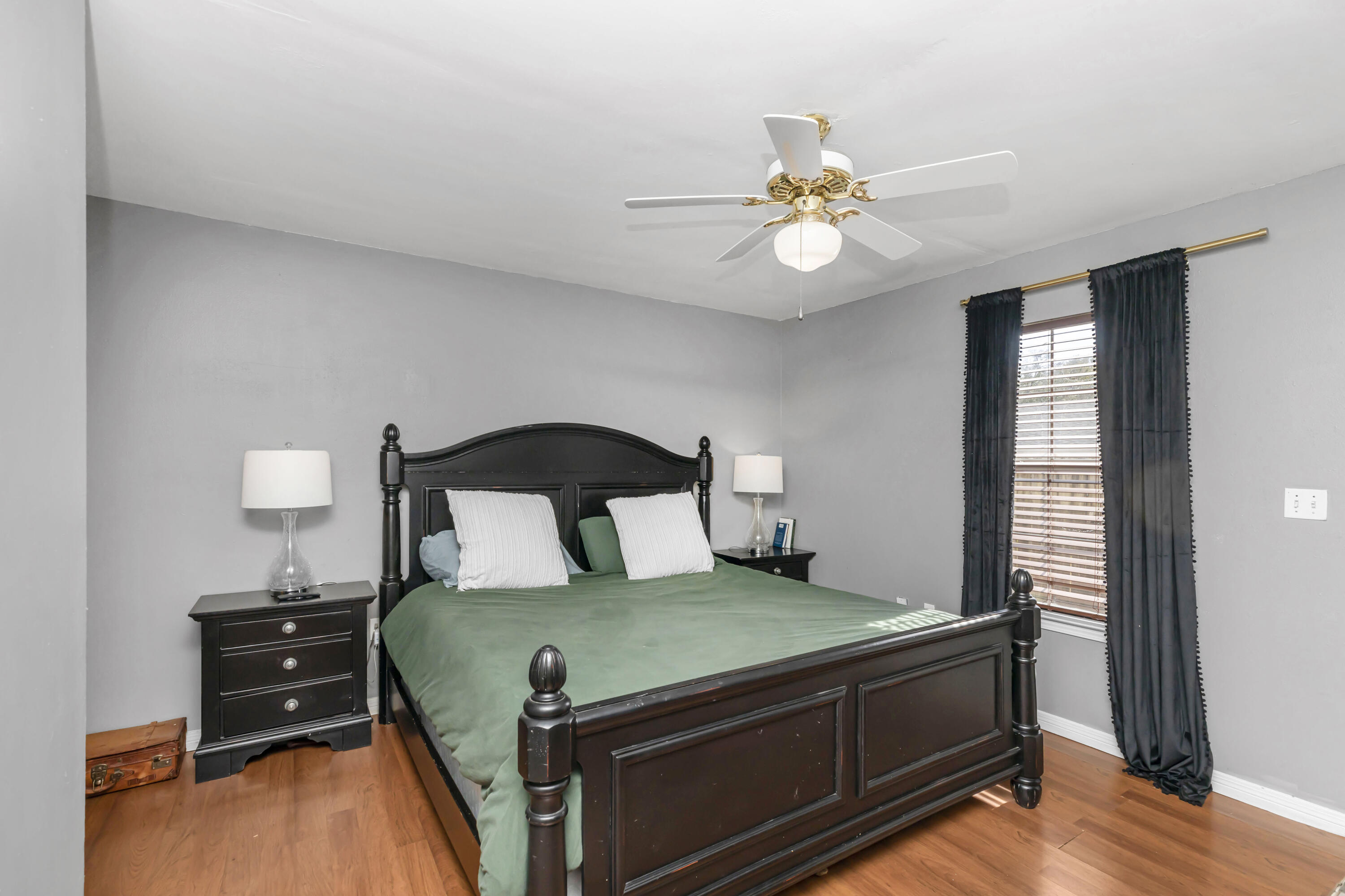 ROANOKE VILLAGE S/D - Residential