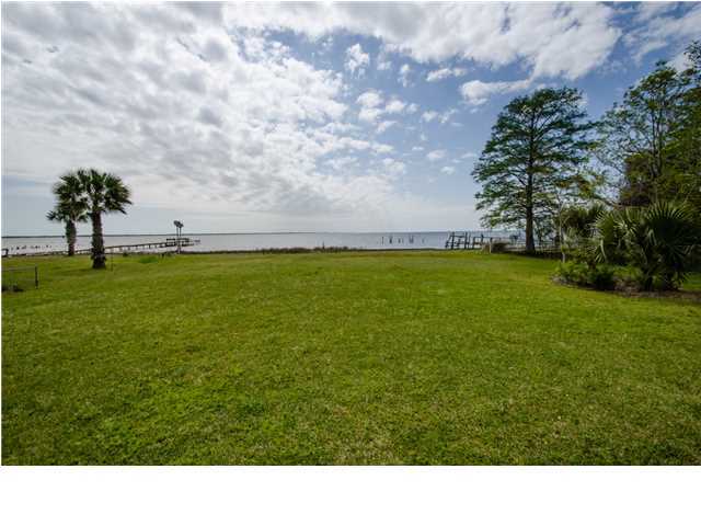 BAY GROVE - Residential