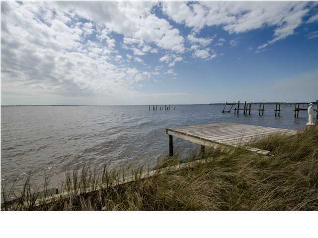 BAY GROVE - Residential