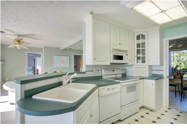 BAY GROVE - Residential