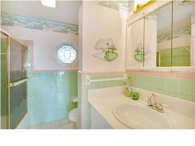 BAY GROVE - Residential