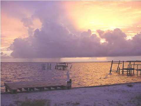 BAY GROVE - Residential