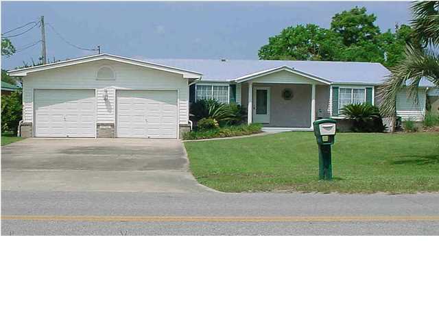 BAY GROVE - Residential