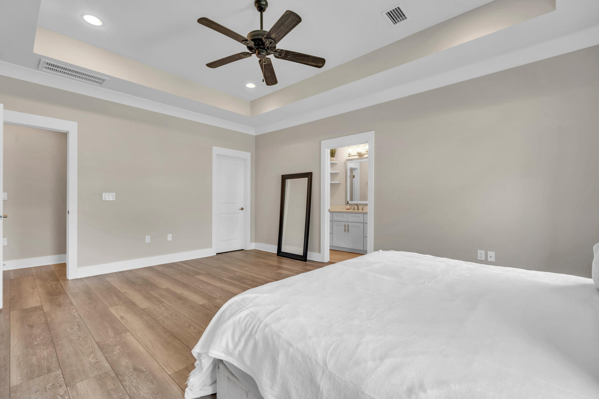 LAGRANGE LANDING - Residential