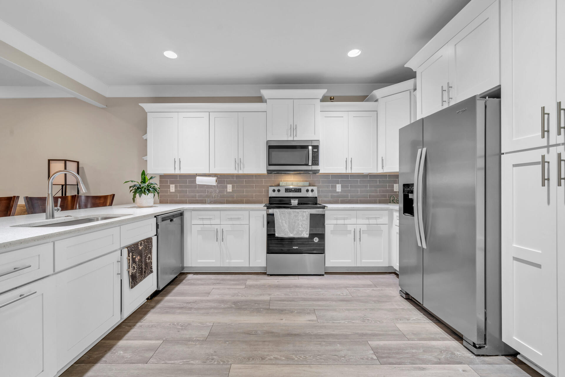 LAGRANGE LANDING - Residential