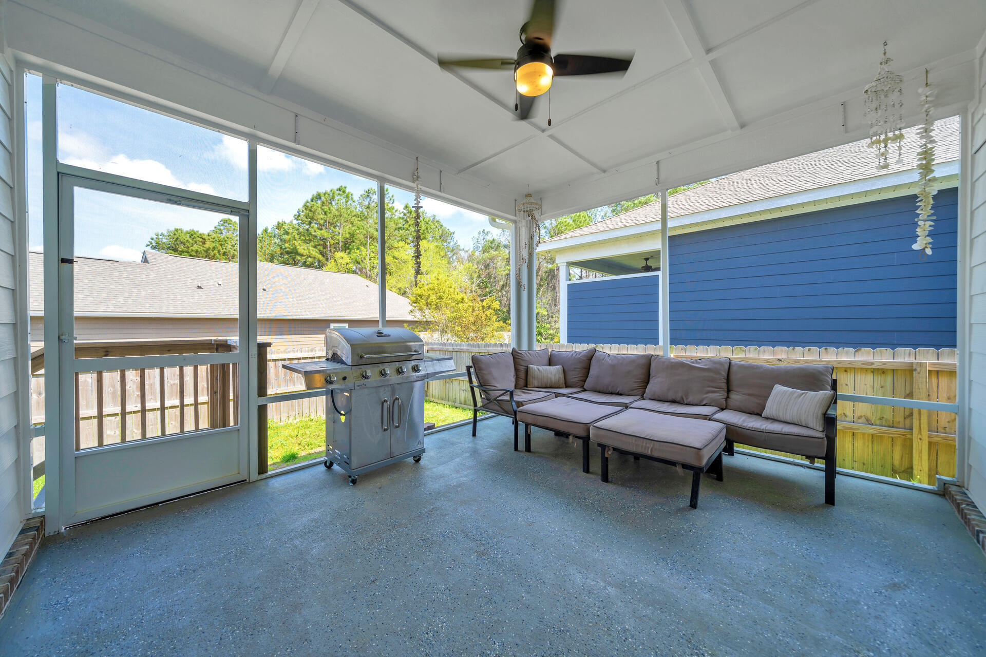 LAGRANGE LANDING - Residential