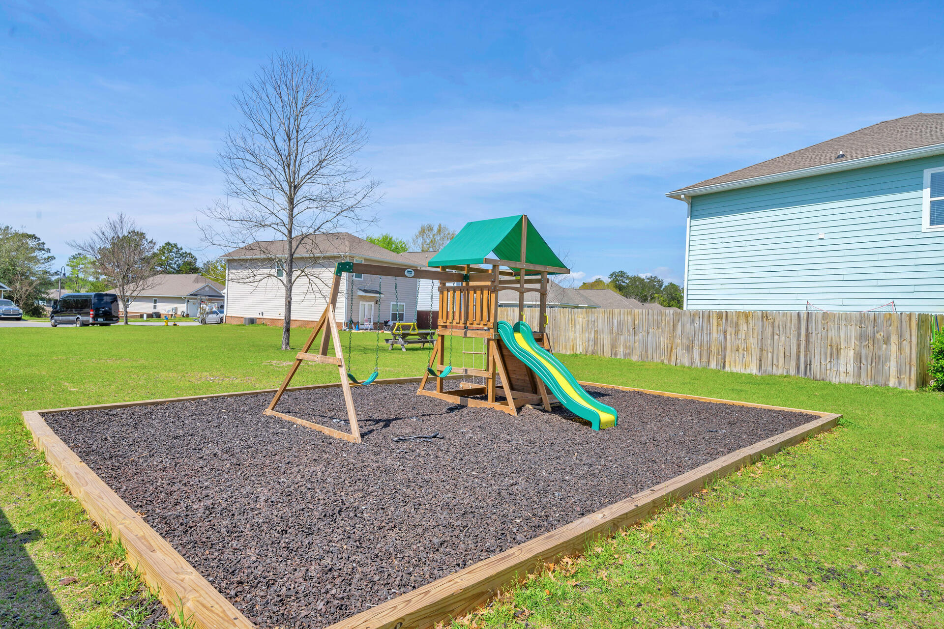 LAGRANGE LANDING - Residential