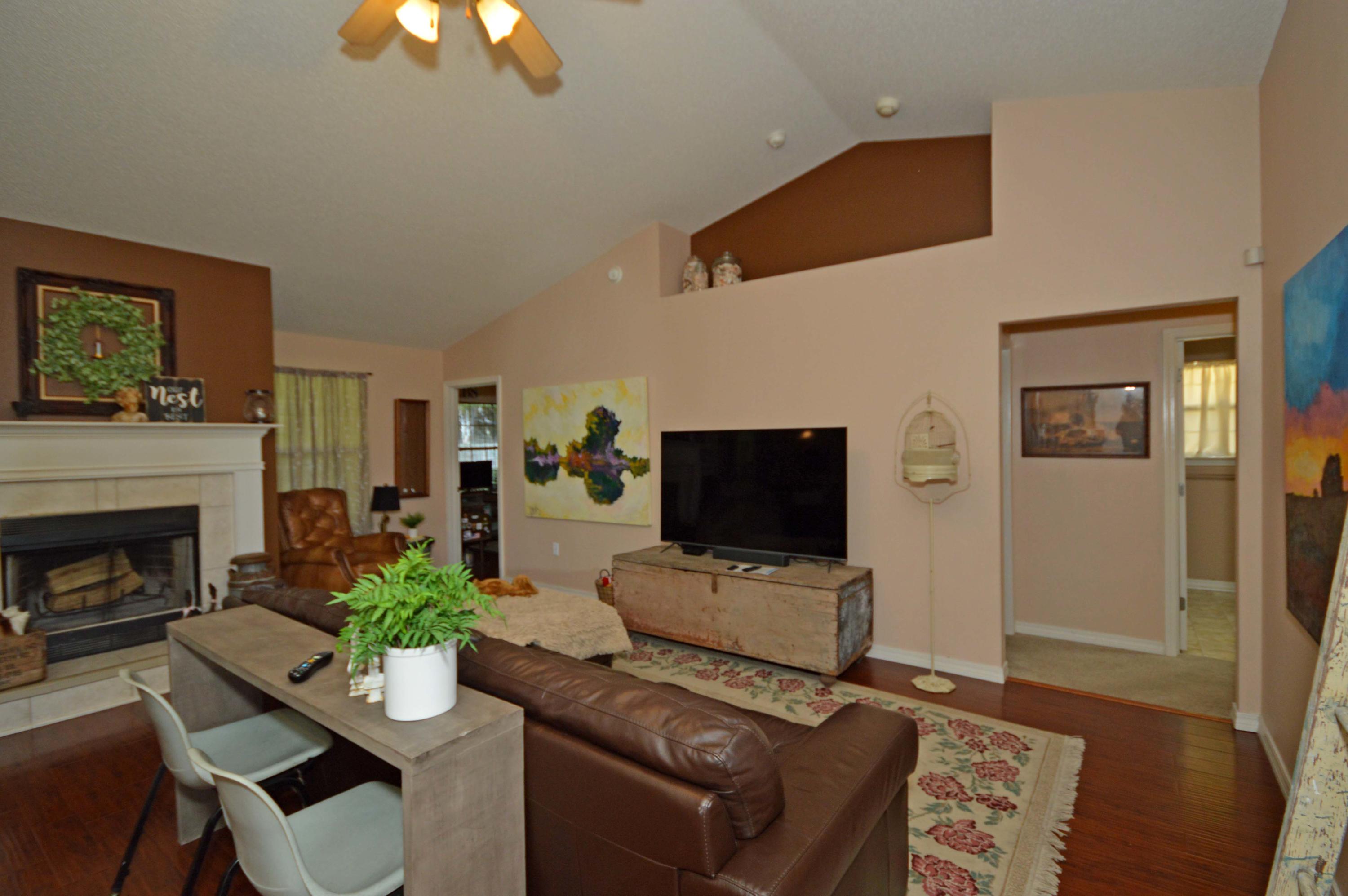 WATERSTONE - Residential