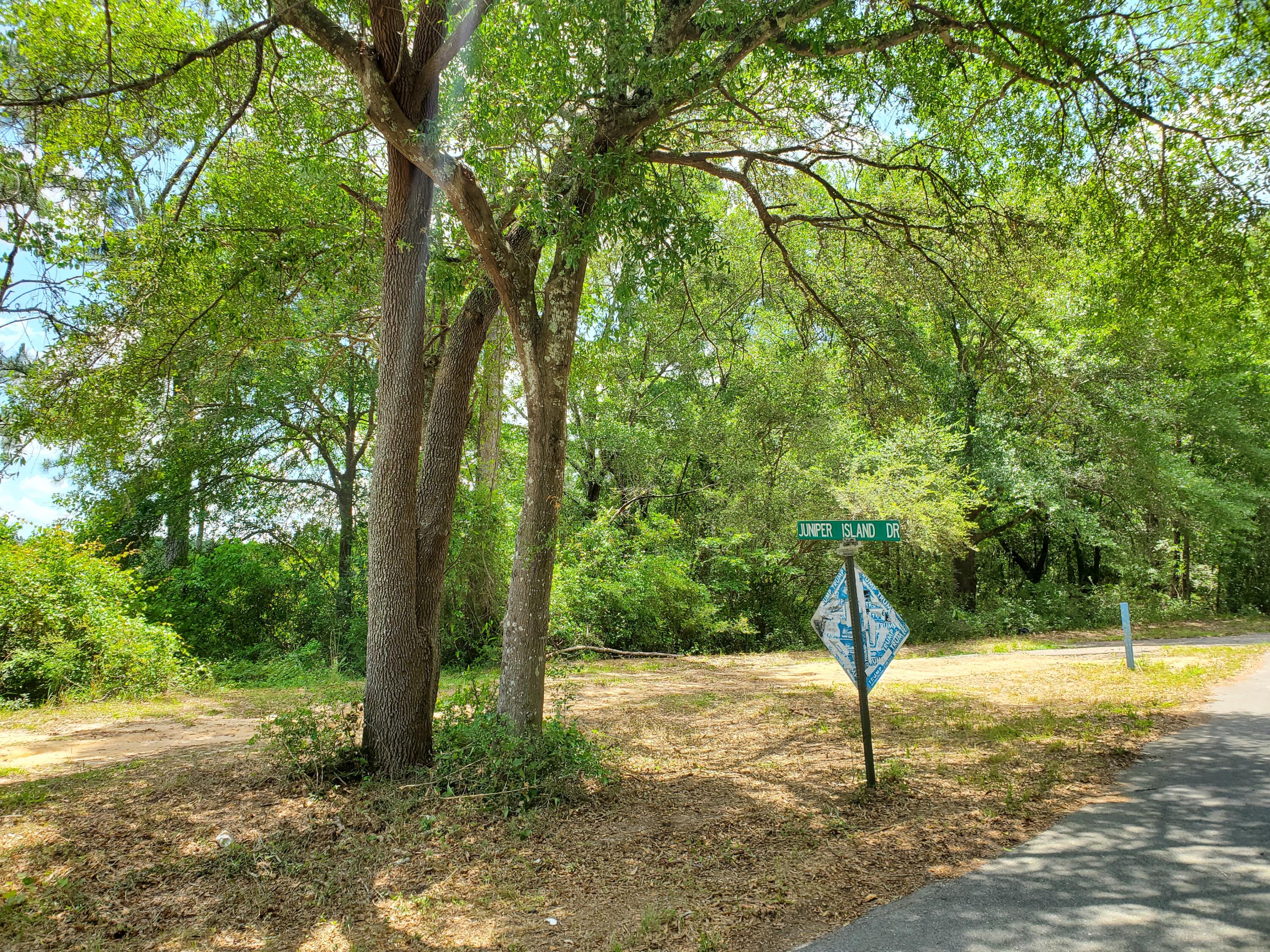 JUNIPER ISLAND UNREC - Land