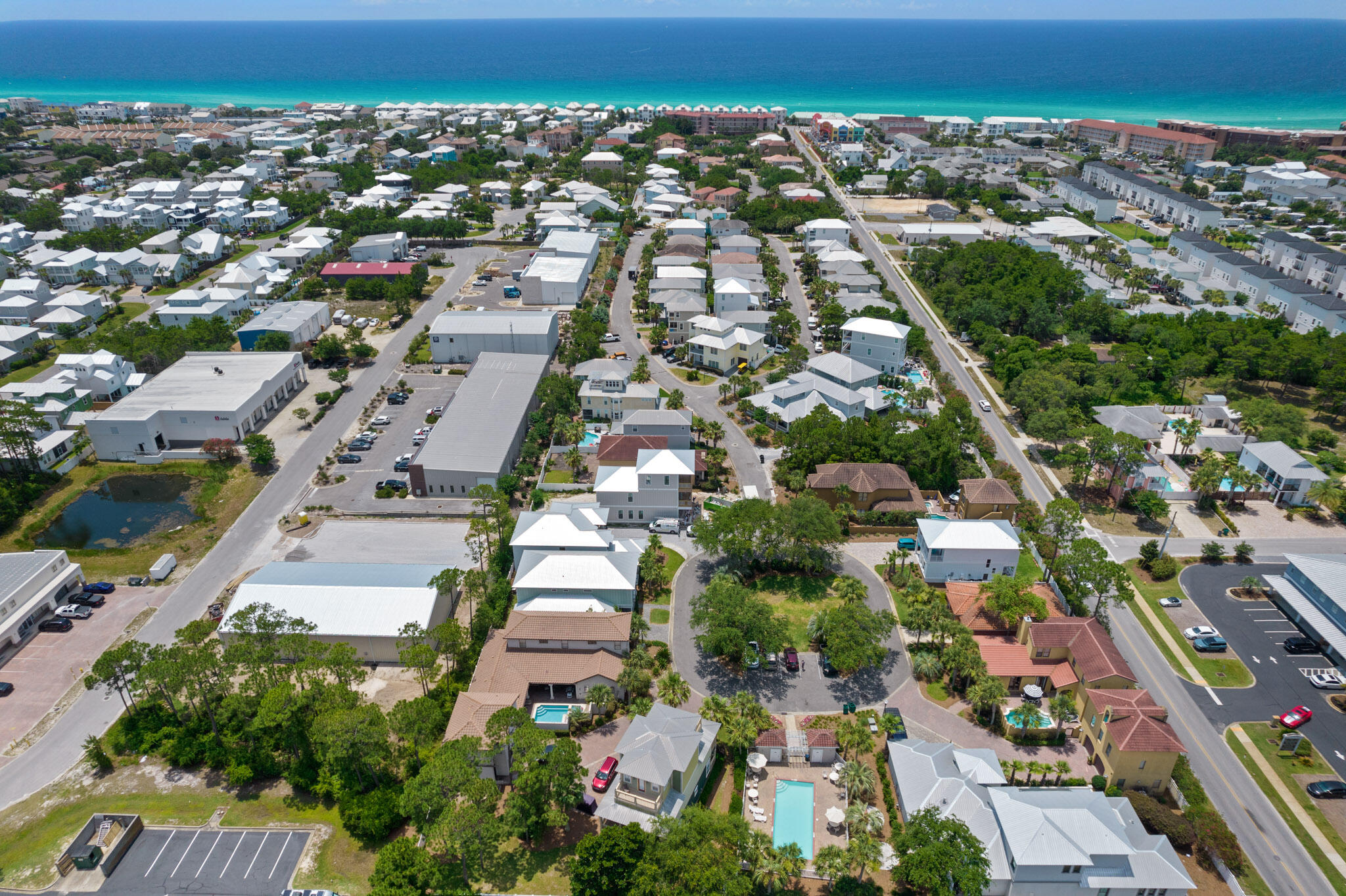 EMERALD WATERS VILLAGE - Residential