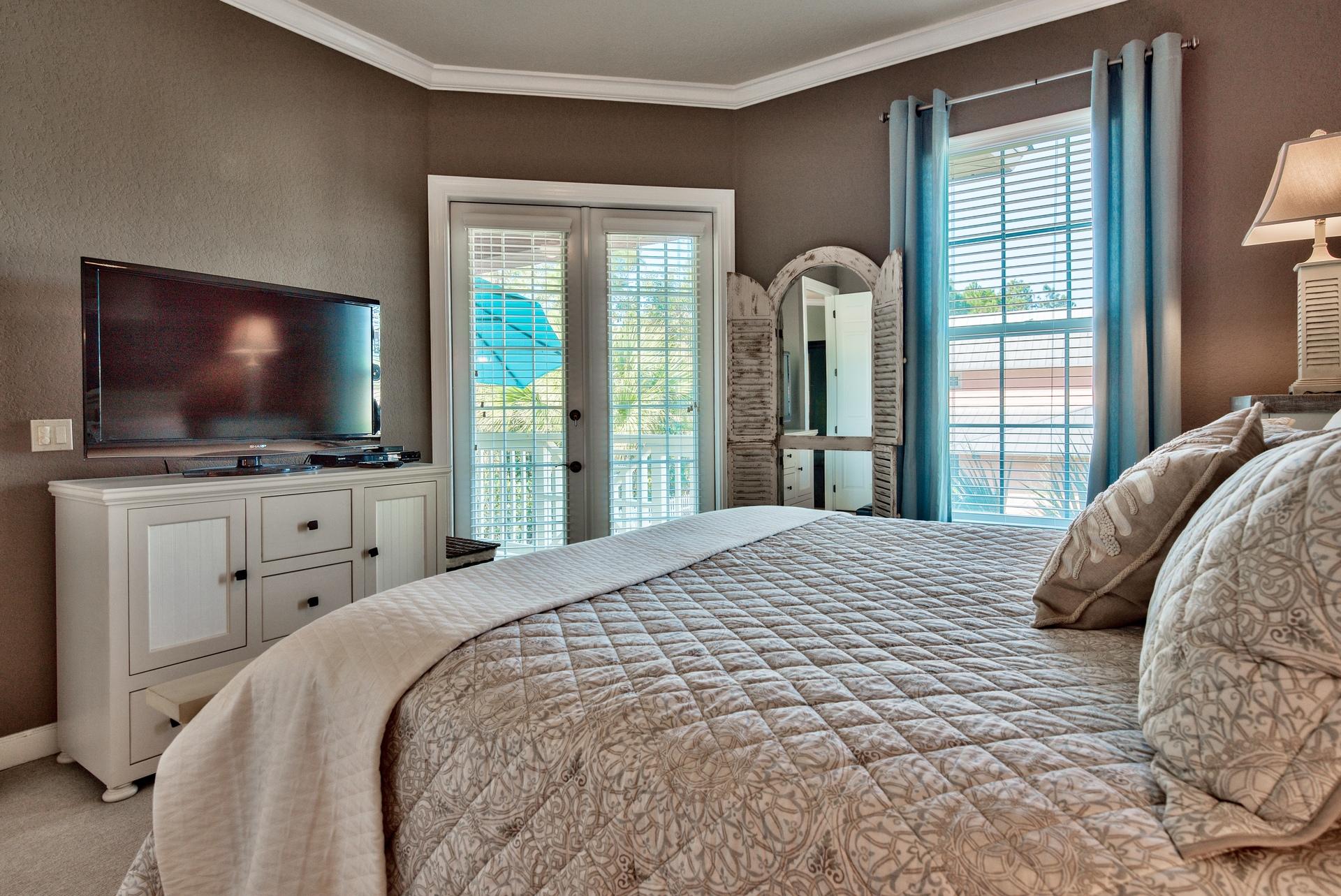 Crystal Cove Condominiums - Residential