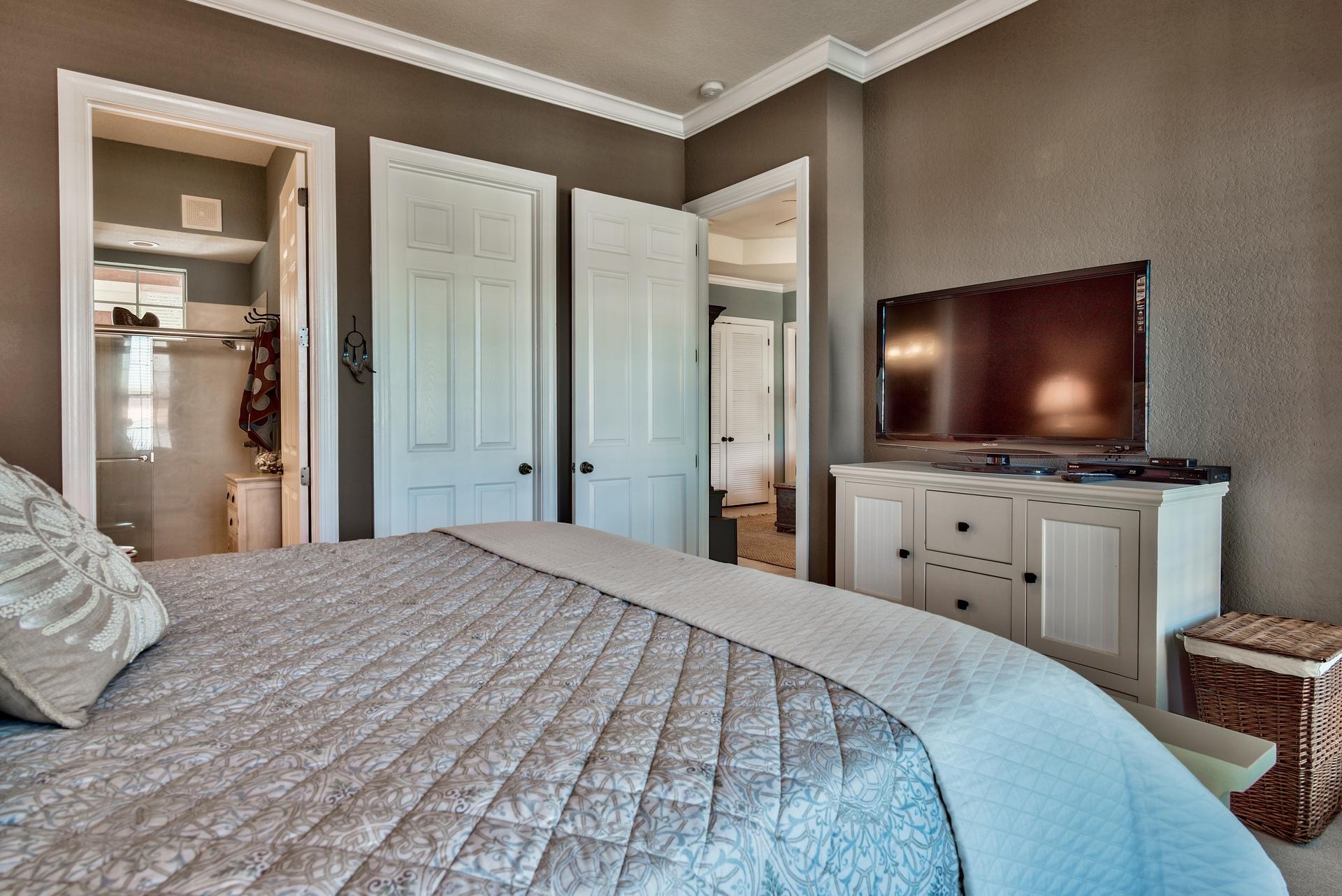 Crystal Cove Condominiums - Residential