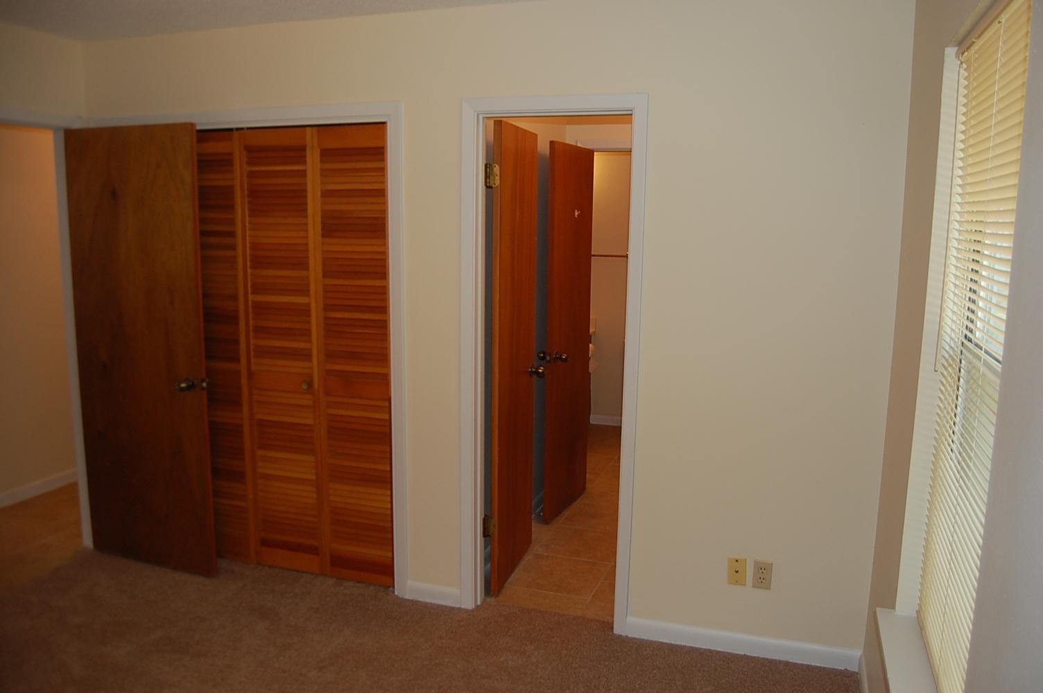 SQUIRREL HAVEN UNREC - Residential Lease