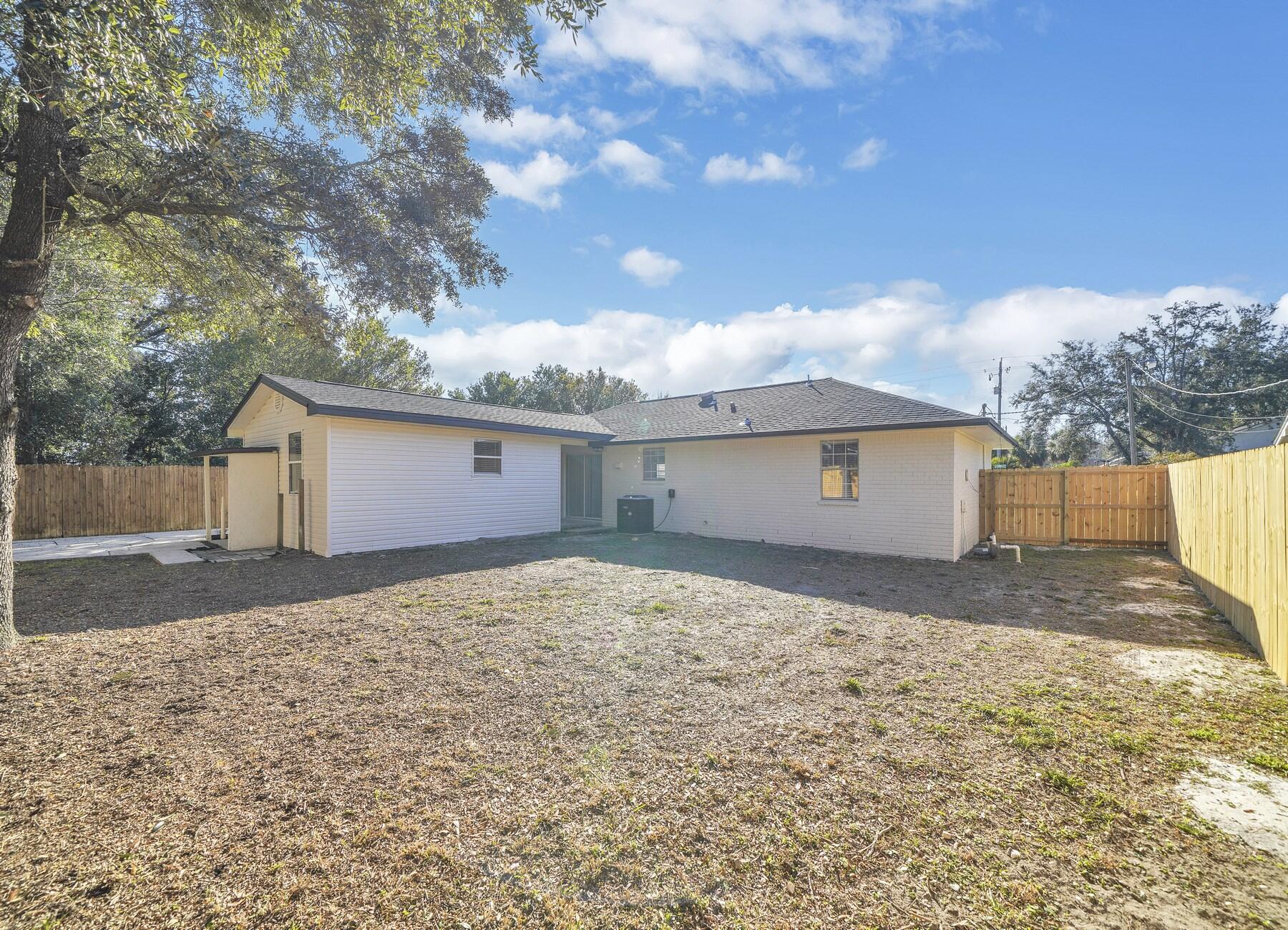 BAY RIDGE PARK 1ST ADDN - Residential