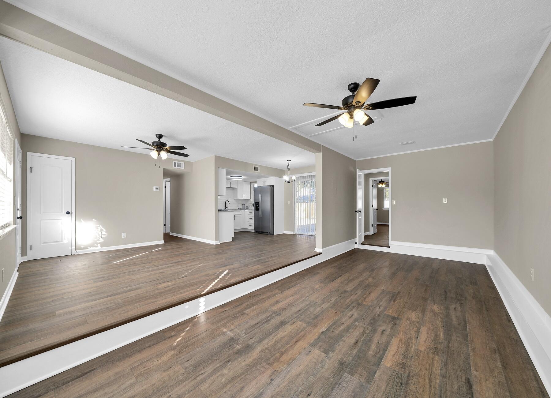 BAY RIDGE PARK 1ST ADDN - Residential