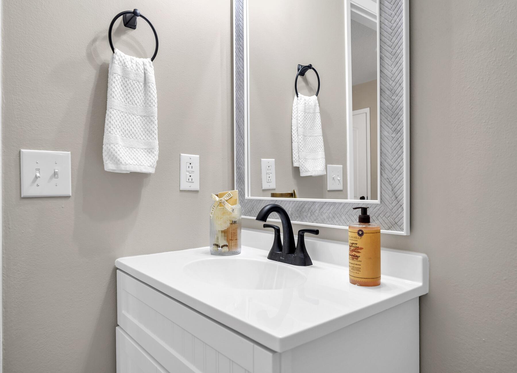 BAY RIDGE PARK 1ST ADDN - Residential