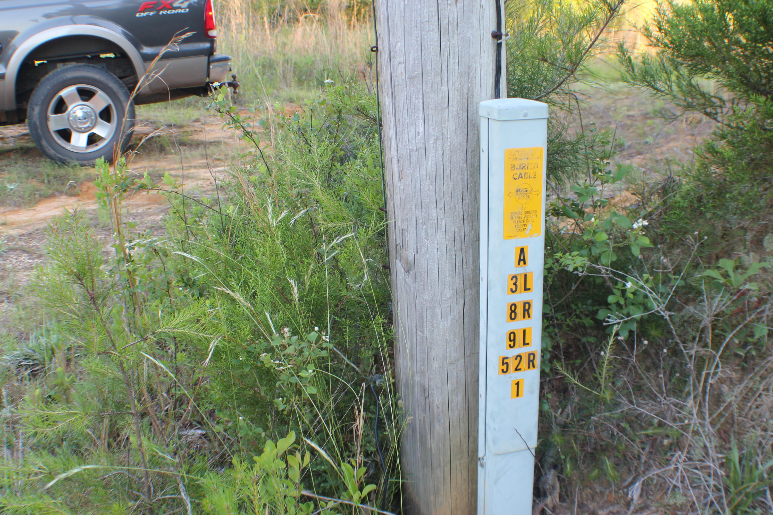 METES & BOUNDS - Land