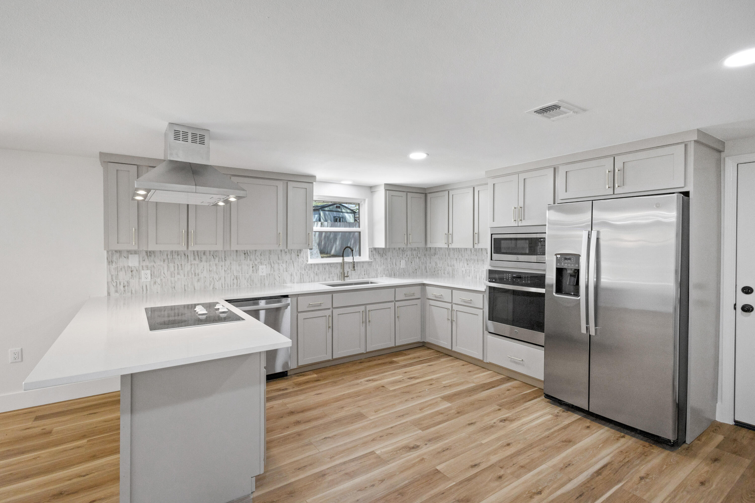 ROSEMONT S/D - Residential