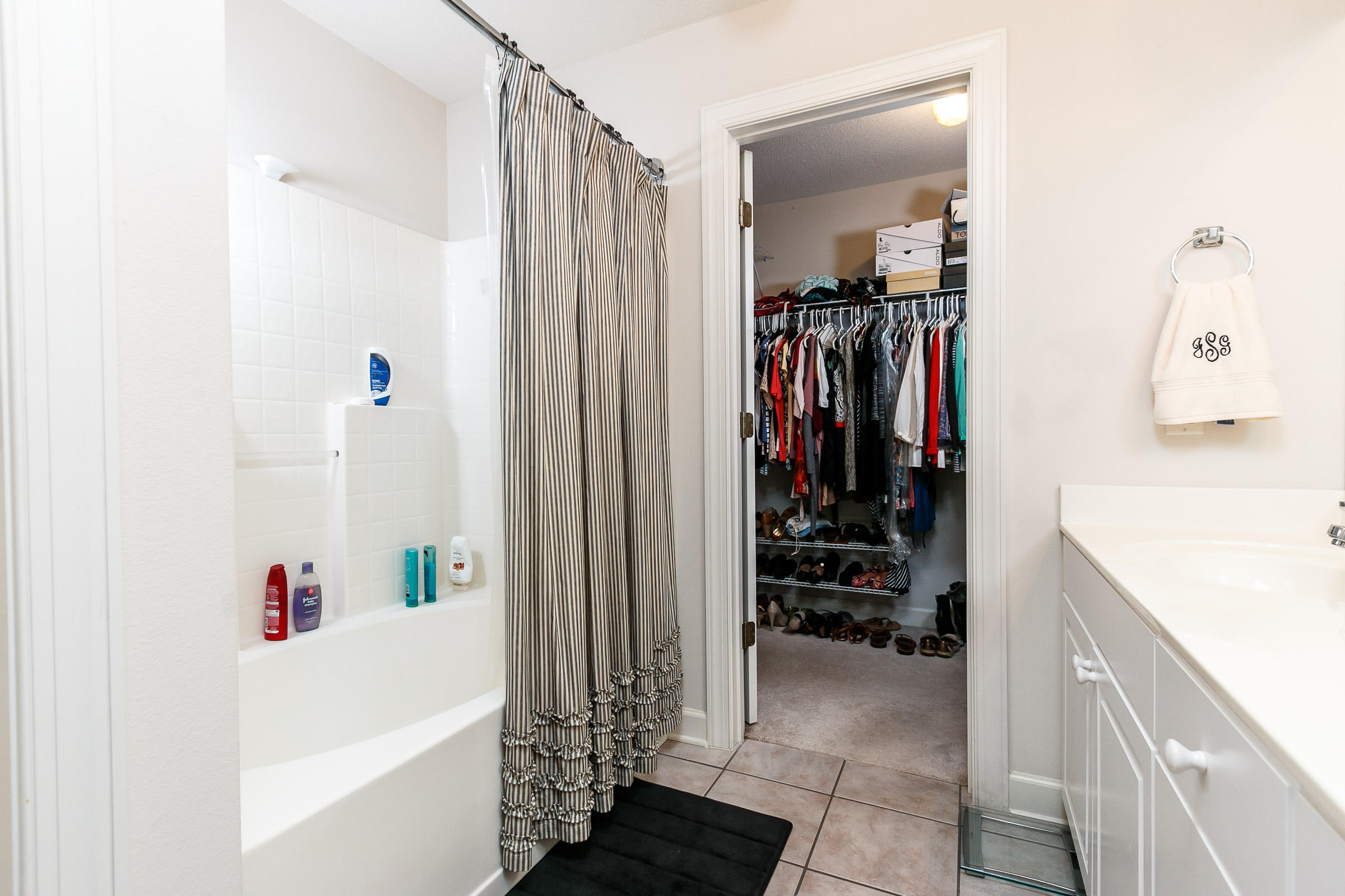 INDIAN LAKE PH 3 - Residential