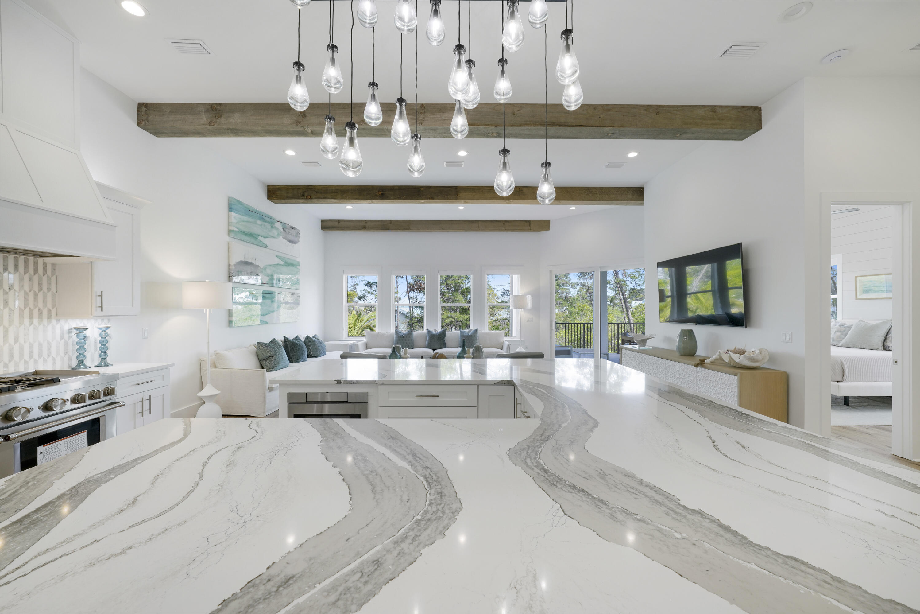 393 County hwy - Residential