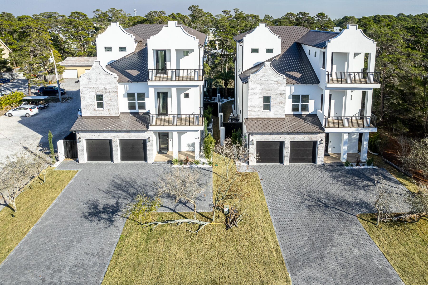393 County hwy - Residential