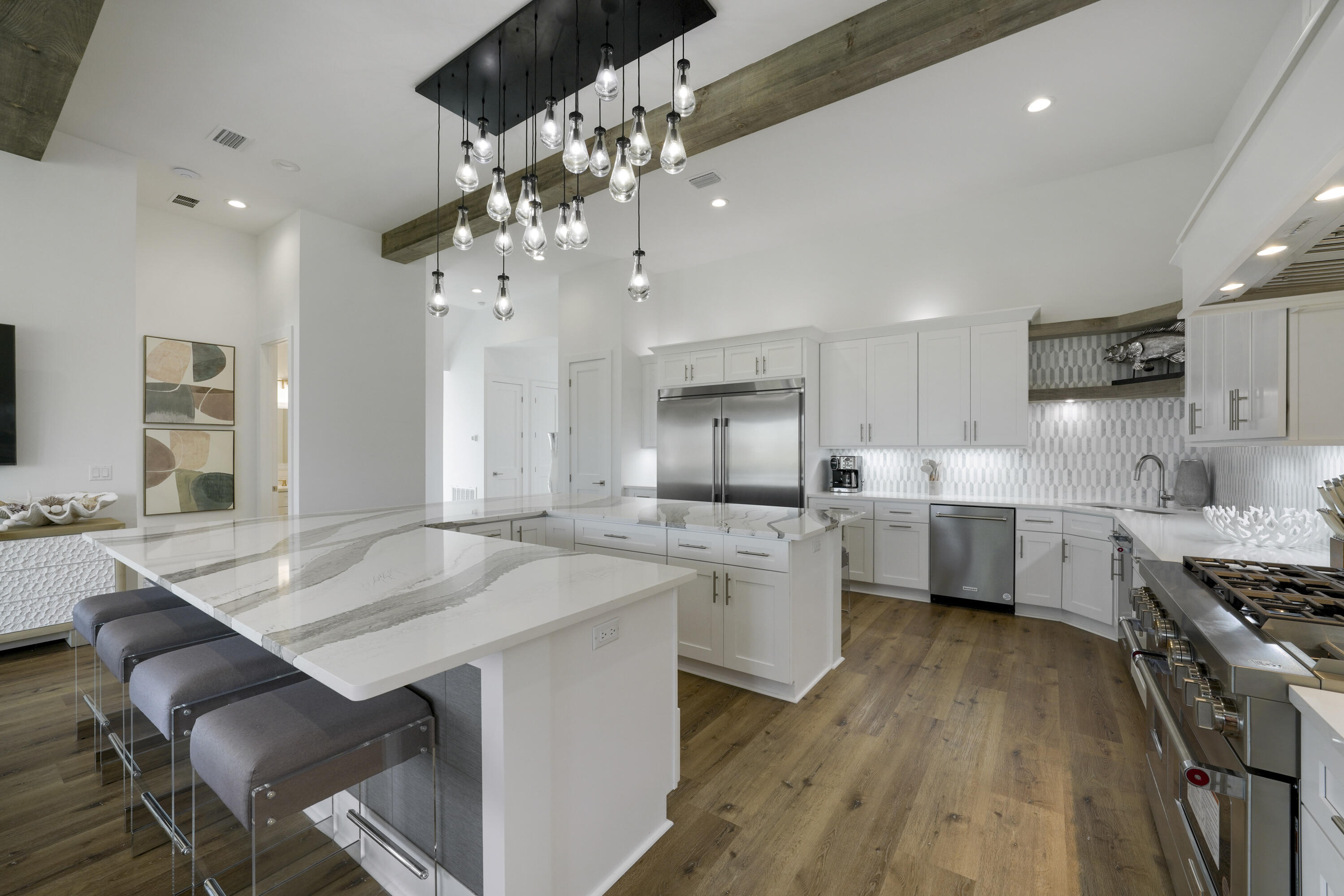 393 County hwy - Residential