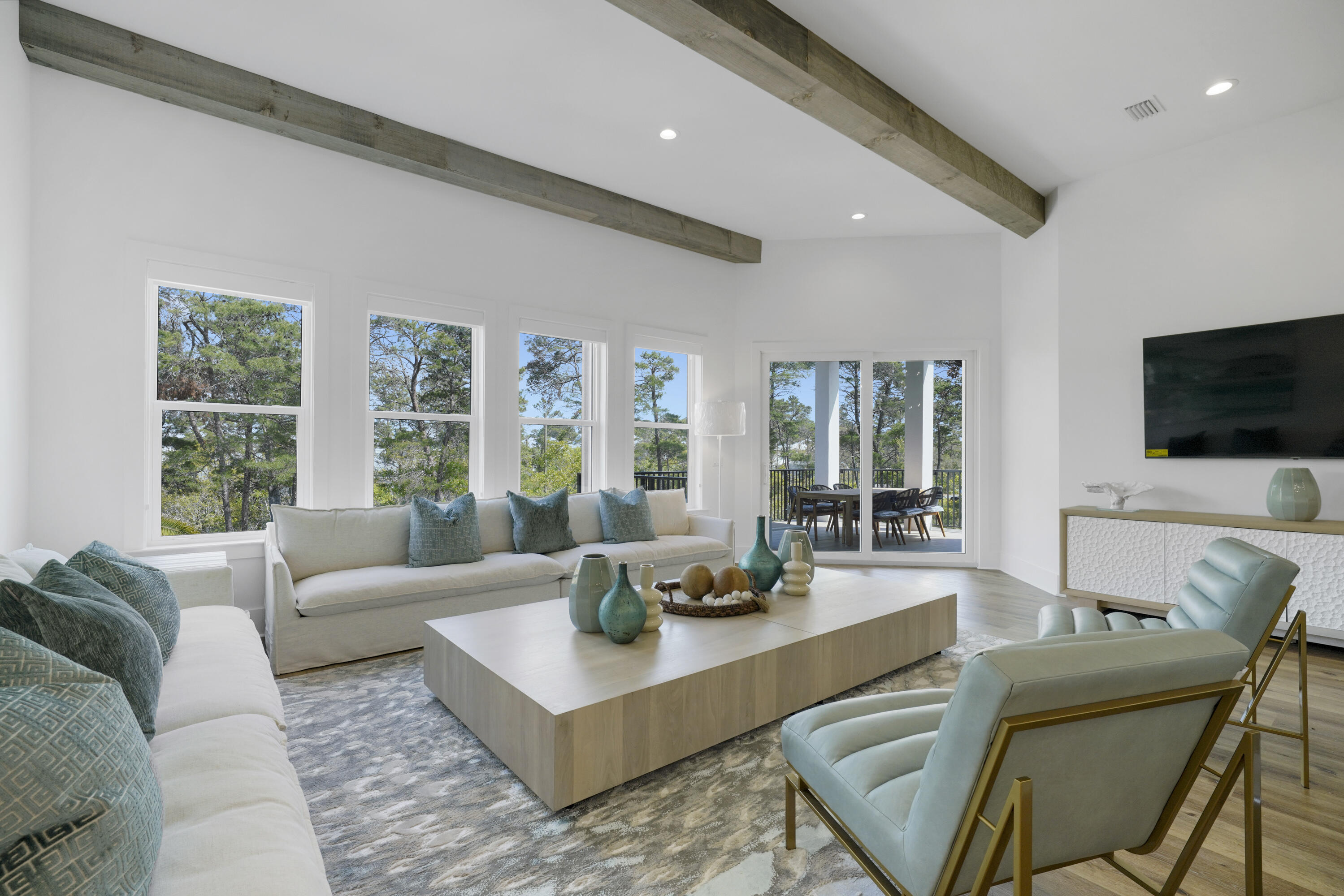 393 County hwy - Residential
