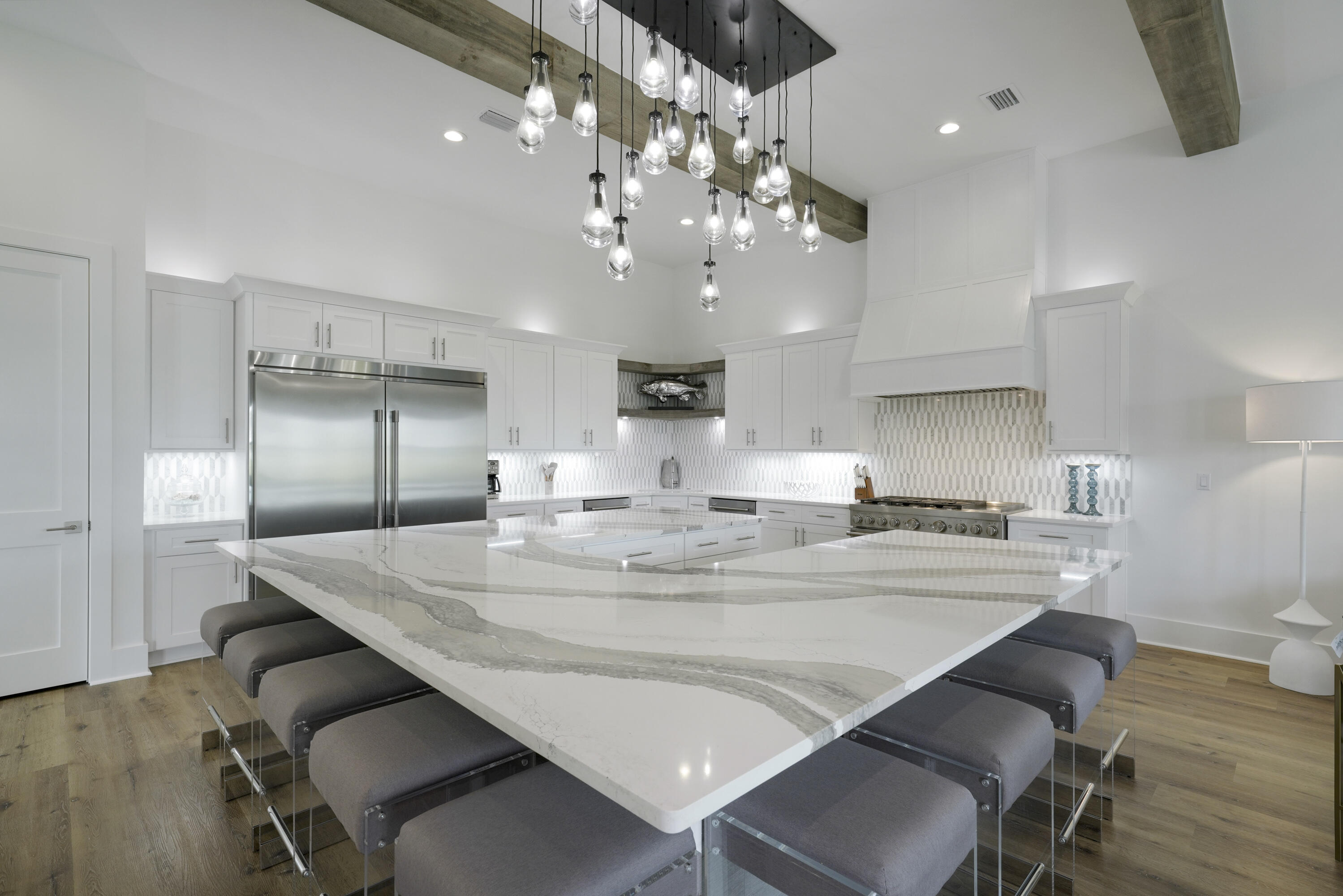 393 County hwy - Residential