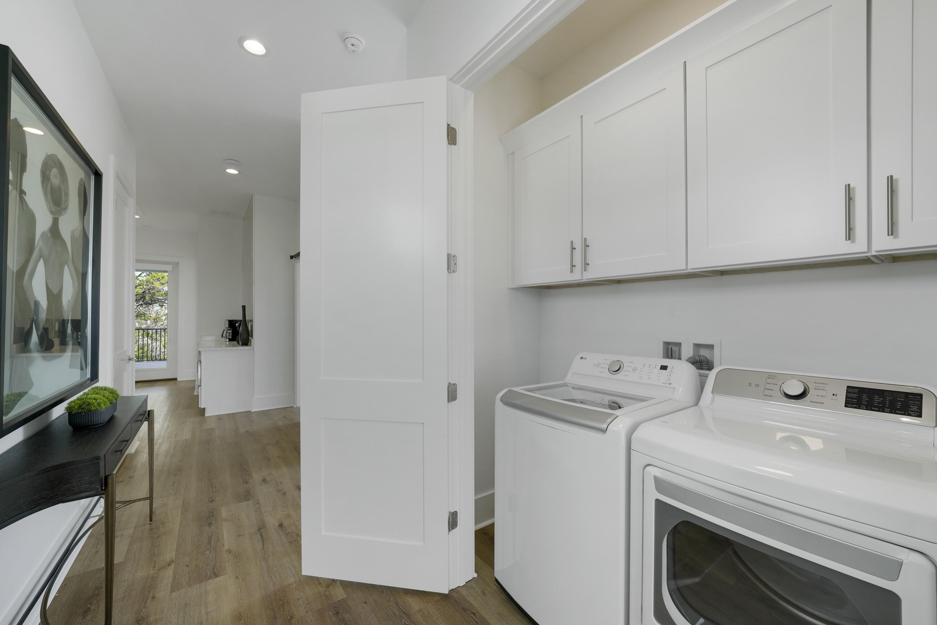 393 County hwy - Residential