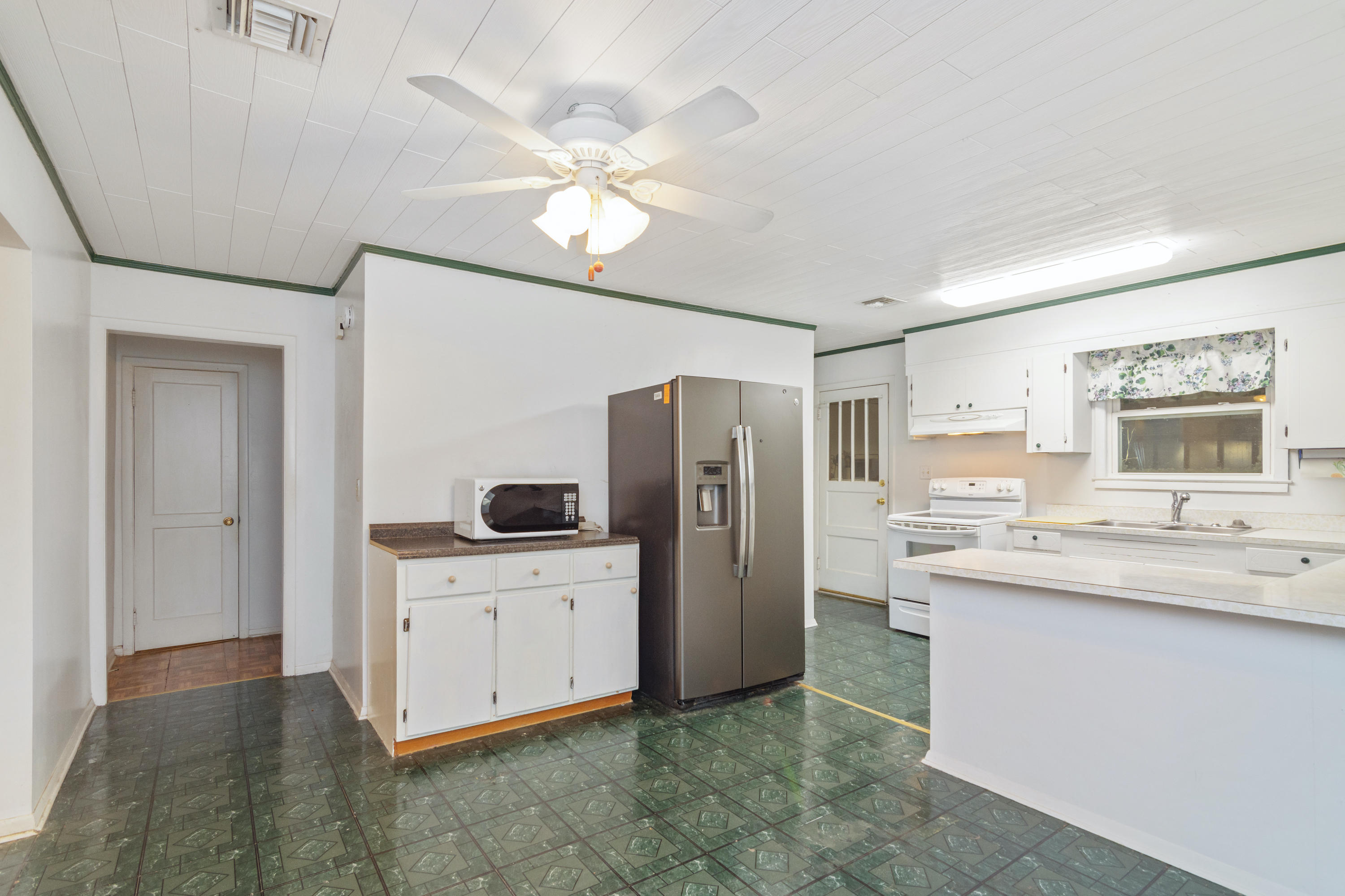 NORTH SUPERGROUP - Residential