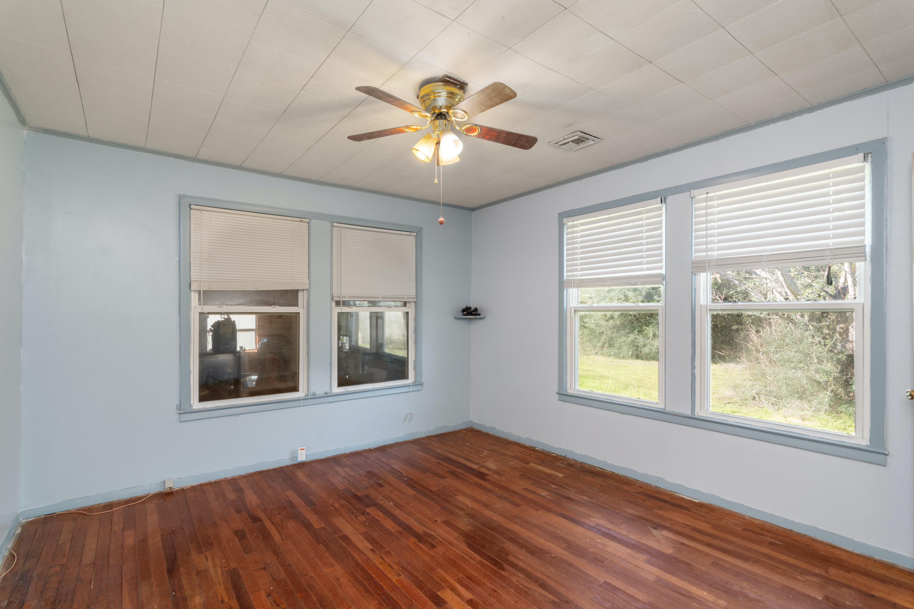 NORTH SUPERGROUP - Residential