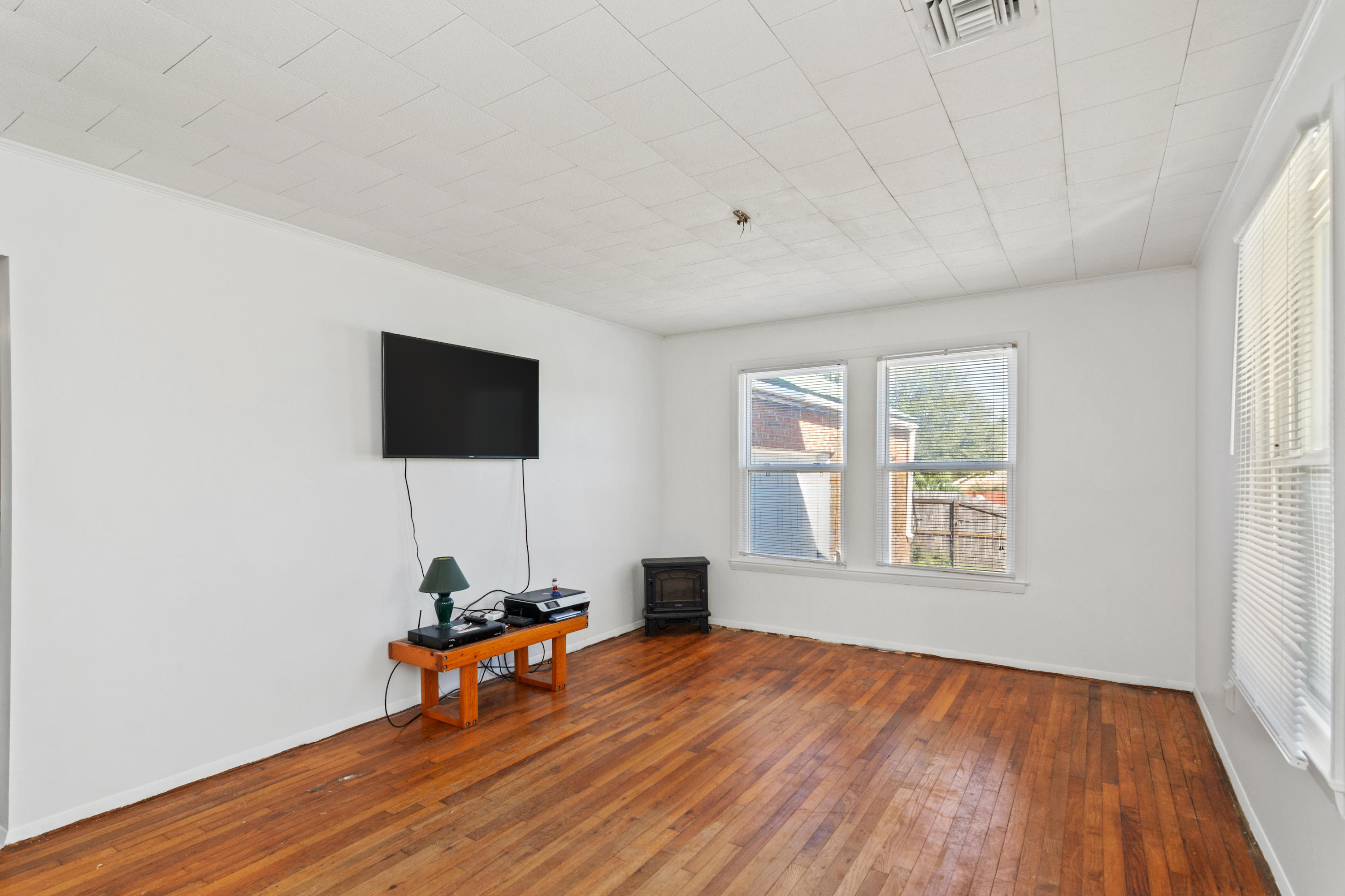 NORTH SUPERGROUP - Residential