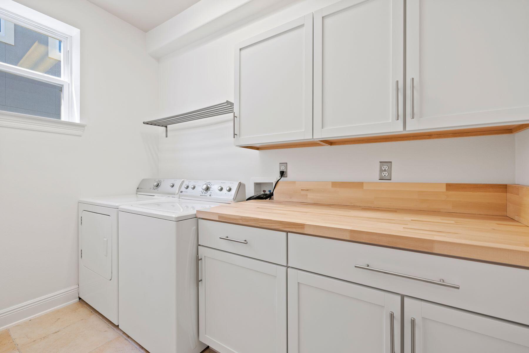 BAYWALK LANDING - Residential