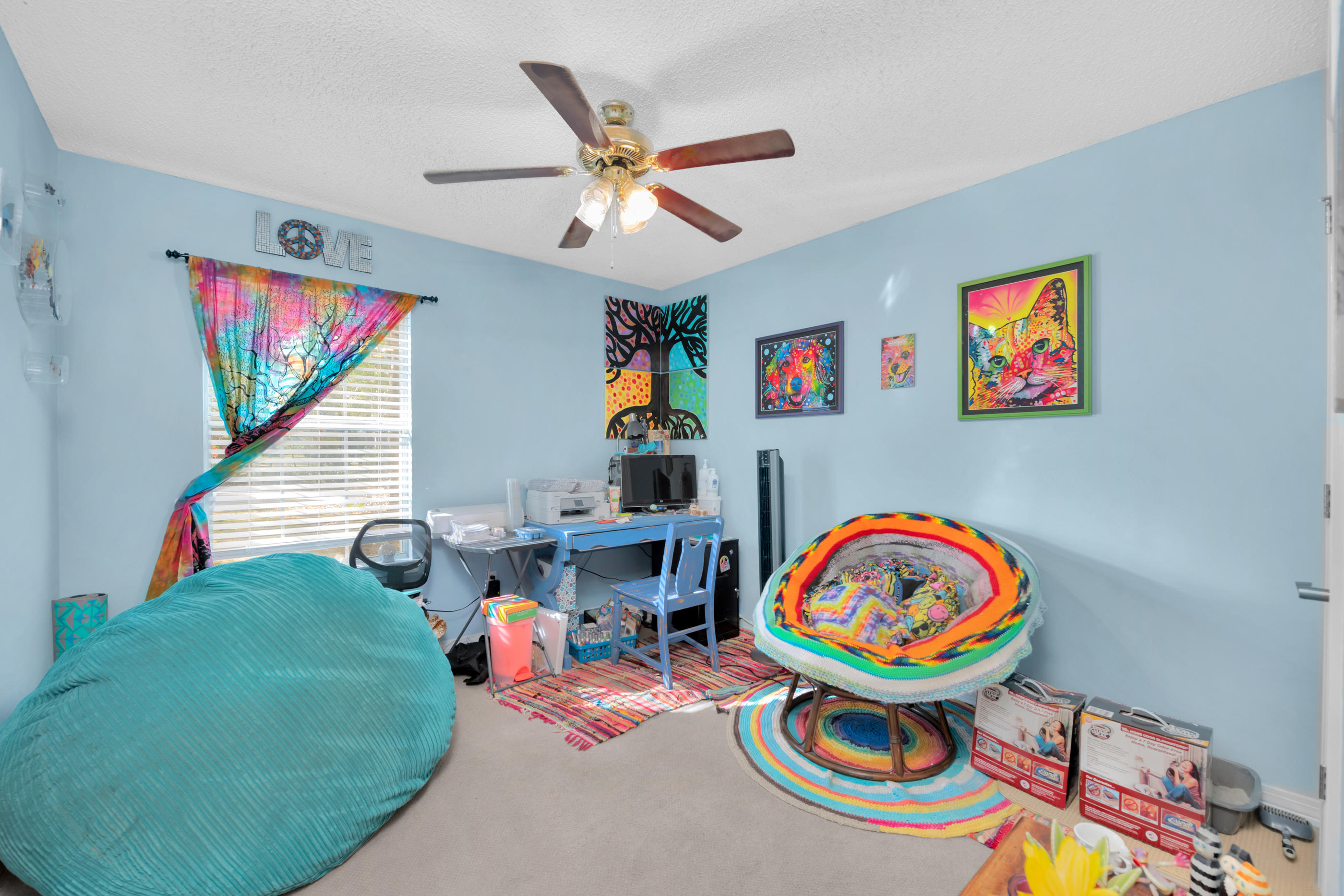 ROBLEDAL ESTATES UNIT 3 - Residential Lease