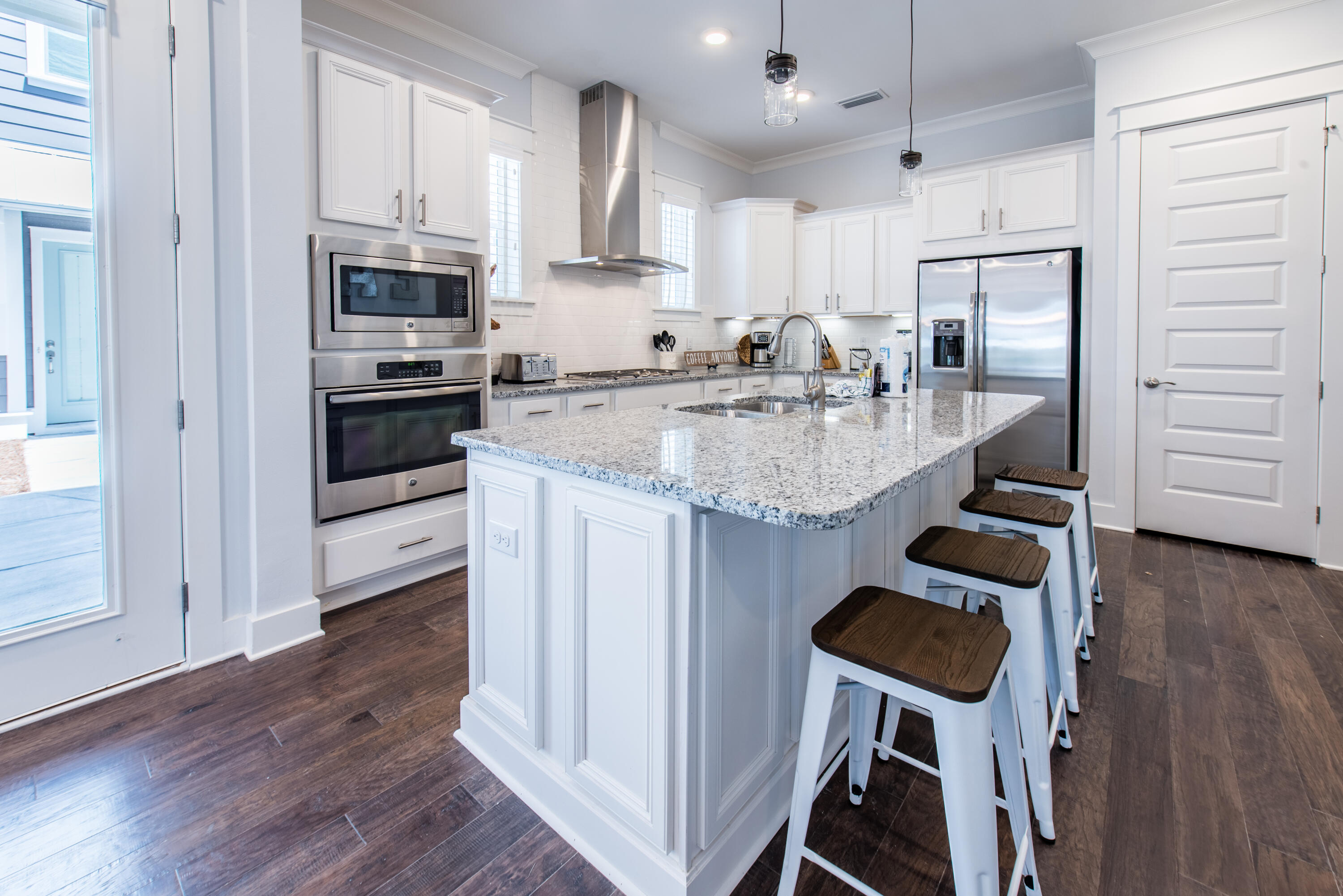 PROMINENCE - Residential